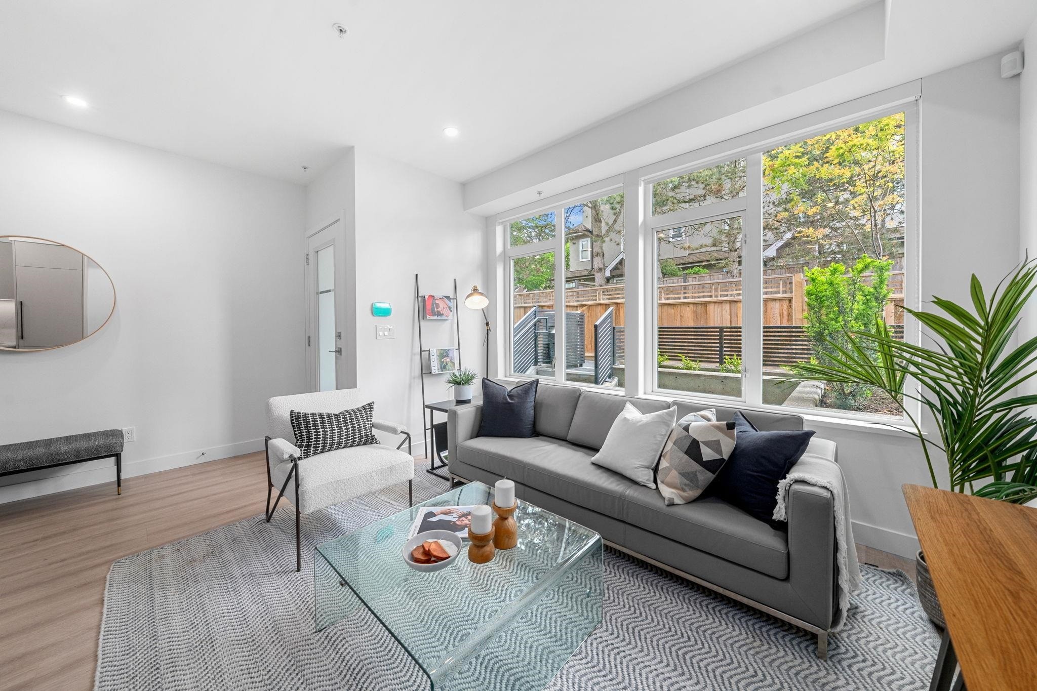 111-7161 17Th Avenue, Burnaby, BC