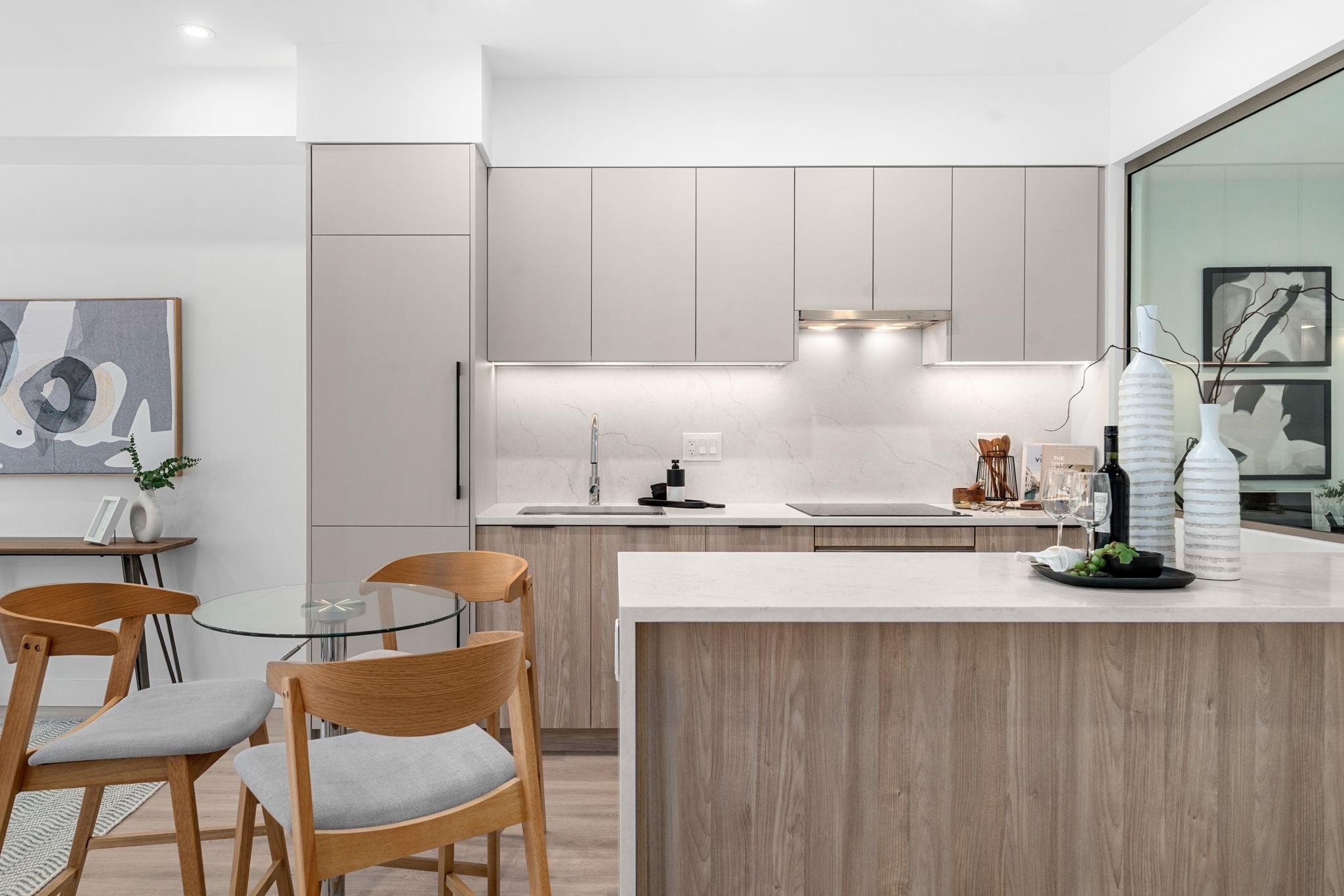 111-7161 17Th Avenue, Burnaby, BC