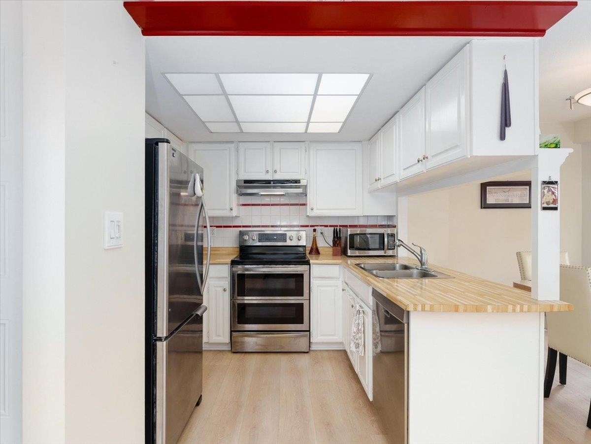 7338 Foxhound Mews, Vancouver, BC