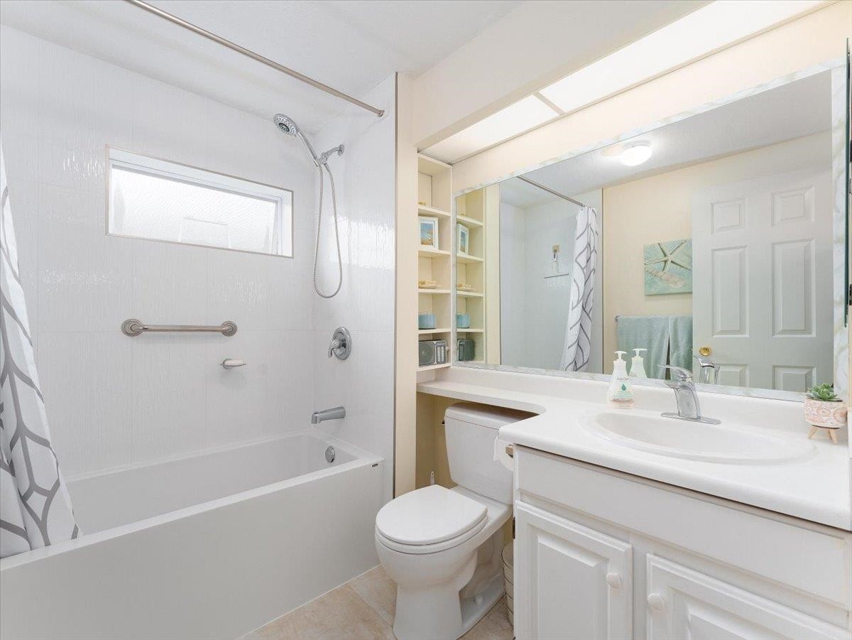 7338 Foxhound Mews, Vancouver, BC