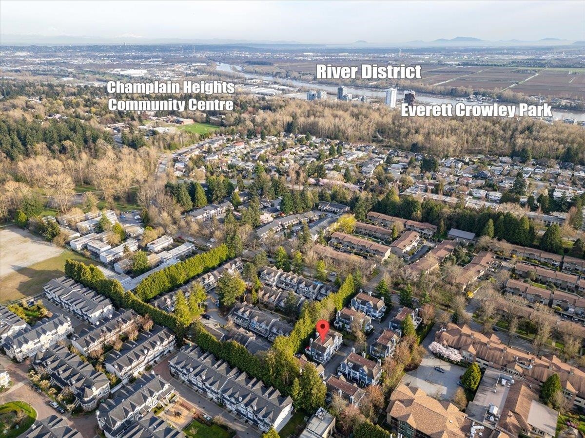 7338 Foxhound Mews, Vancouver, BC