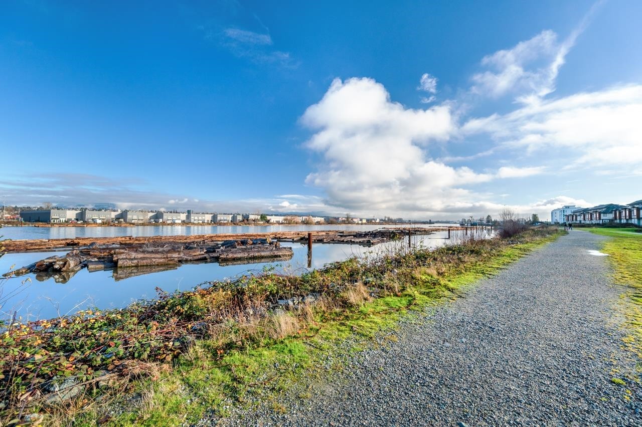 27-10233 River Drive, Richmond, BC