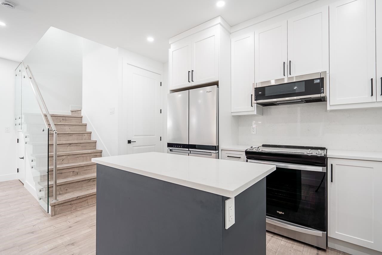 2972 7Th Avenue E, Vancouver, BC