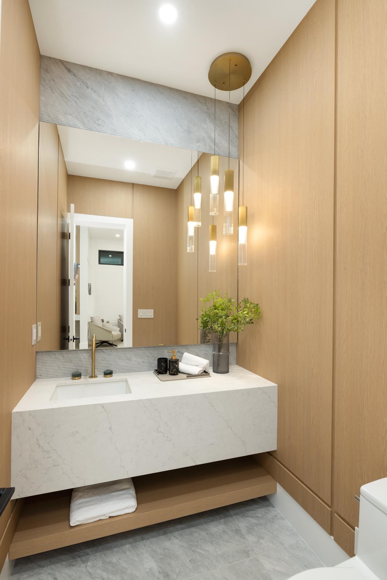 131 Grosvenor Avenue, Burnaby, BC