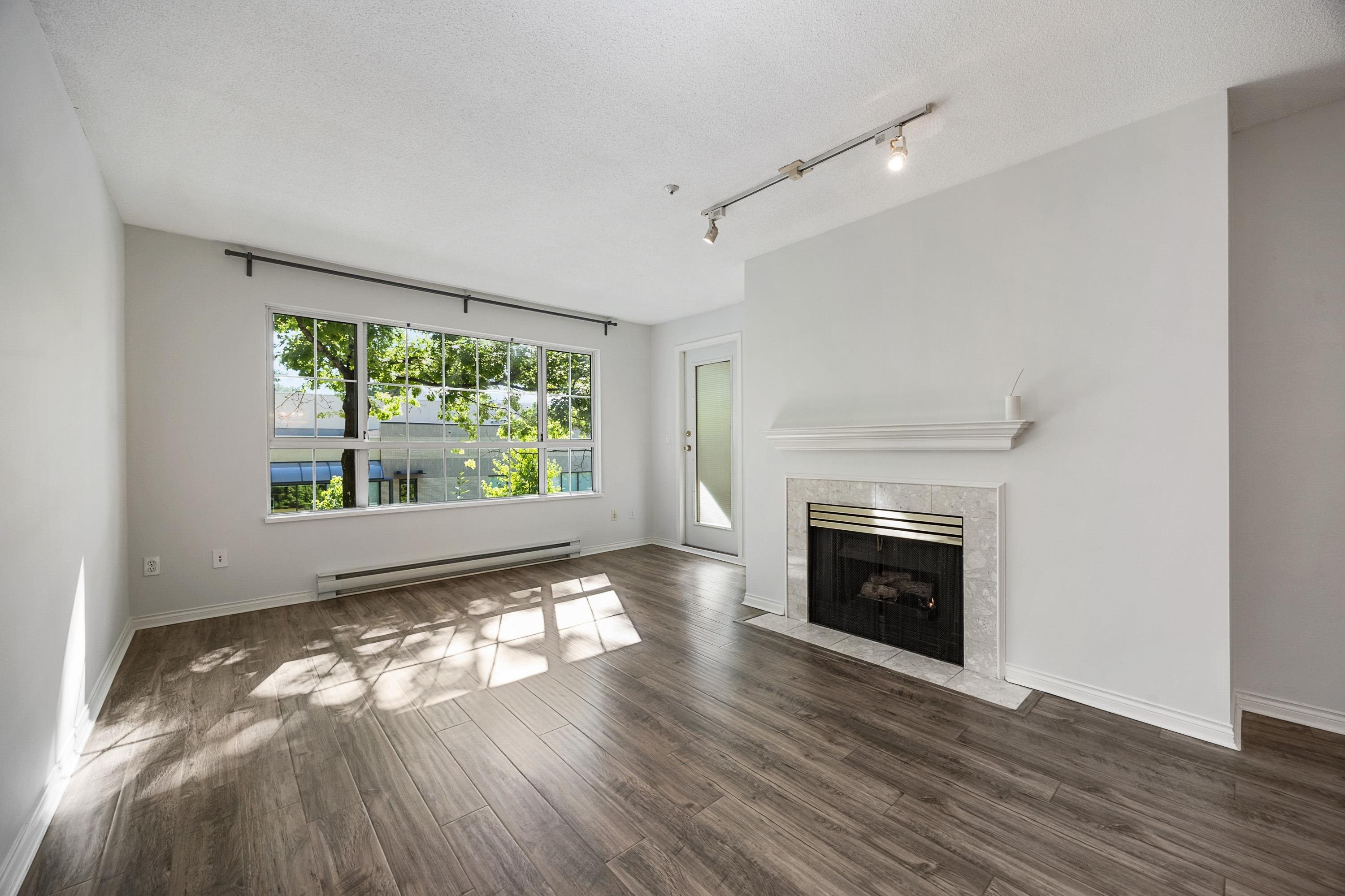 206-2990 Princess Crescent, Coquitlam, BC