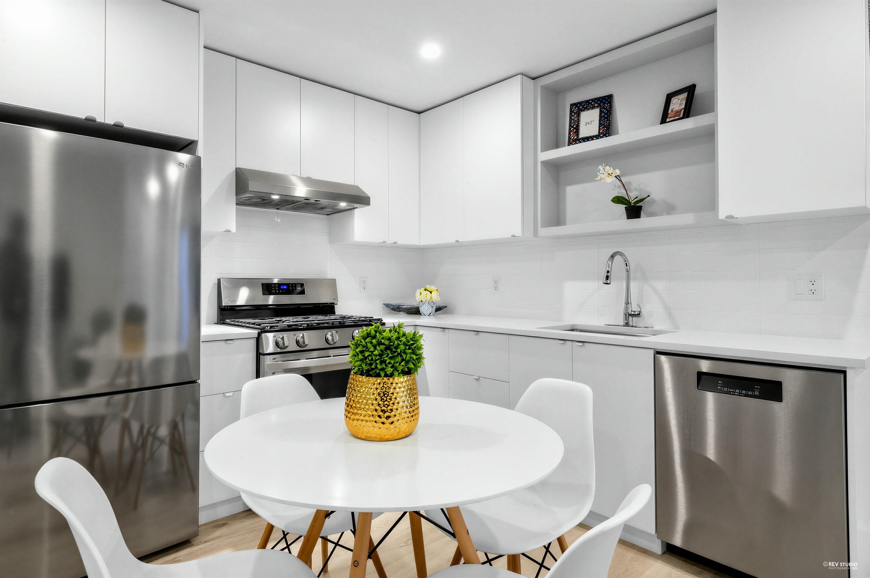 3172 26Th Avenue W, Vancouver, BC