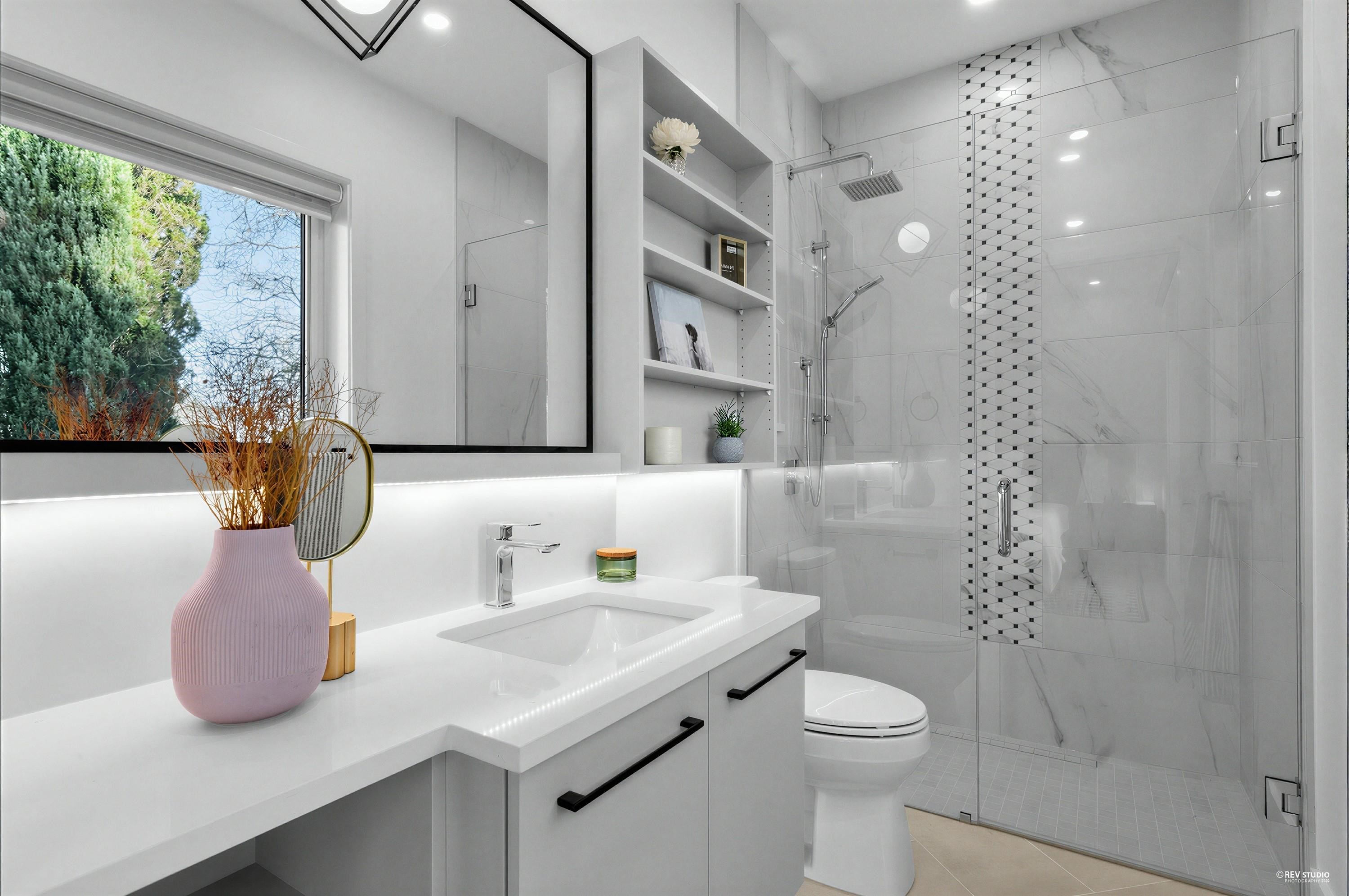 3172 26Th Avenue W, Vancouver, BC