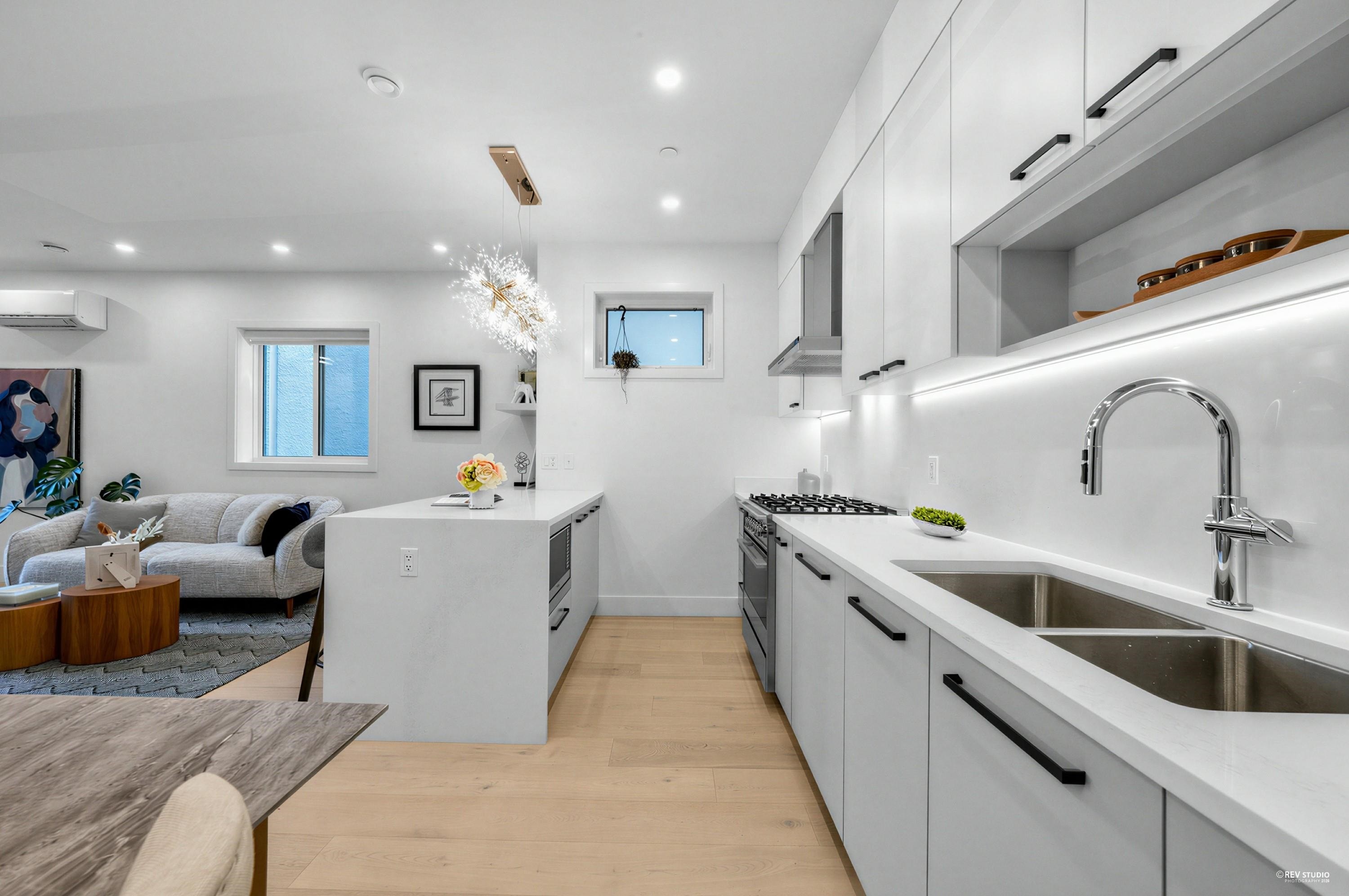 3172 26Th Avenue W, Vancouver, BC