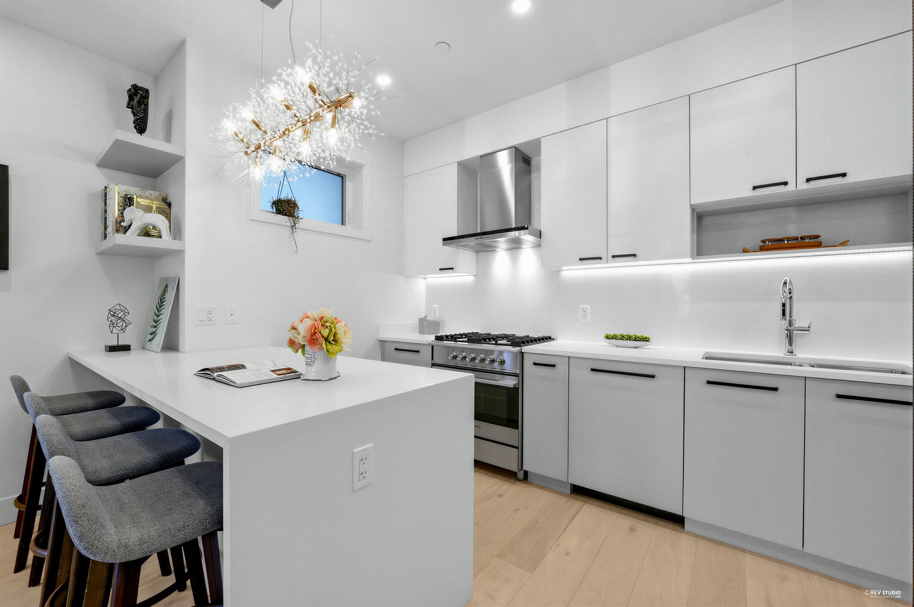 3172 26Th Avenue W, Vancouver, BC