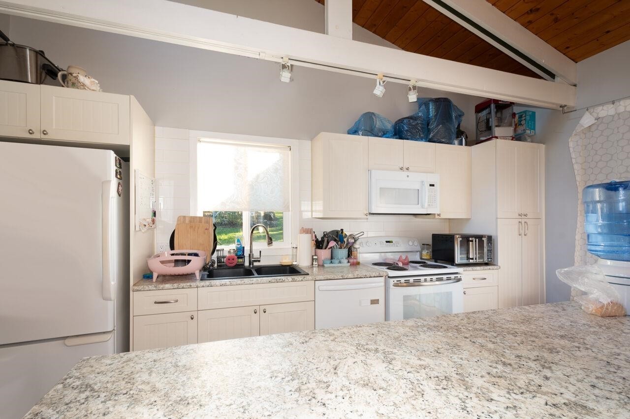 465 Sunset Road, Bowen Island, BC