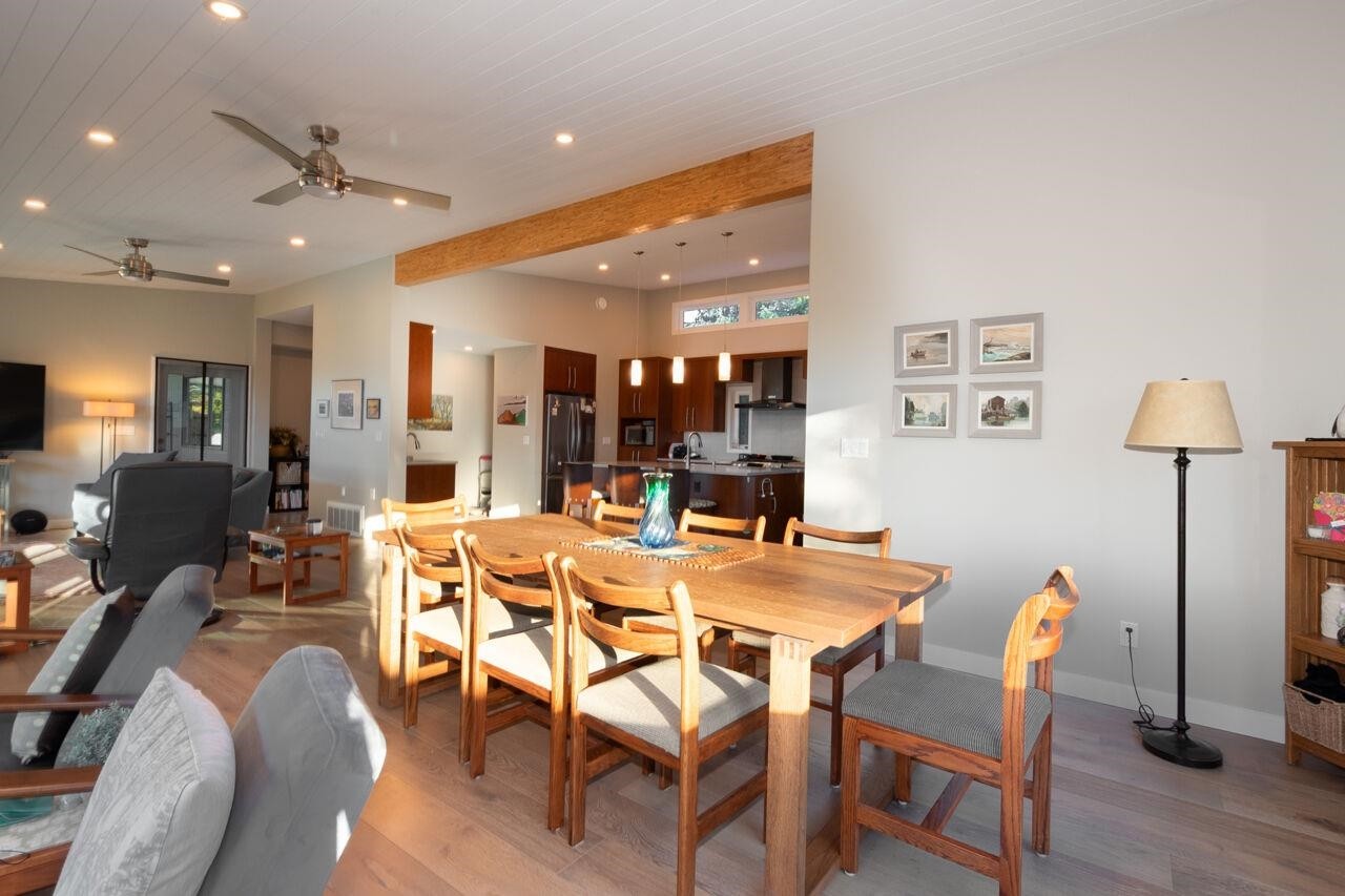 465 Sunset Road, Bowen Island, BC