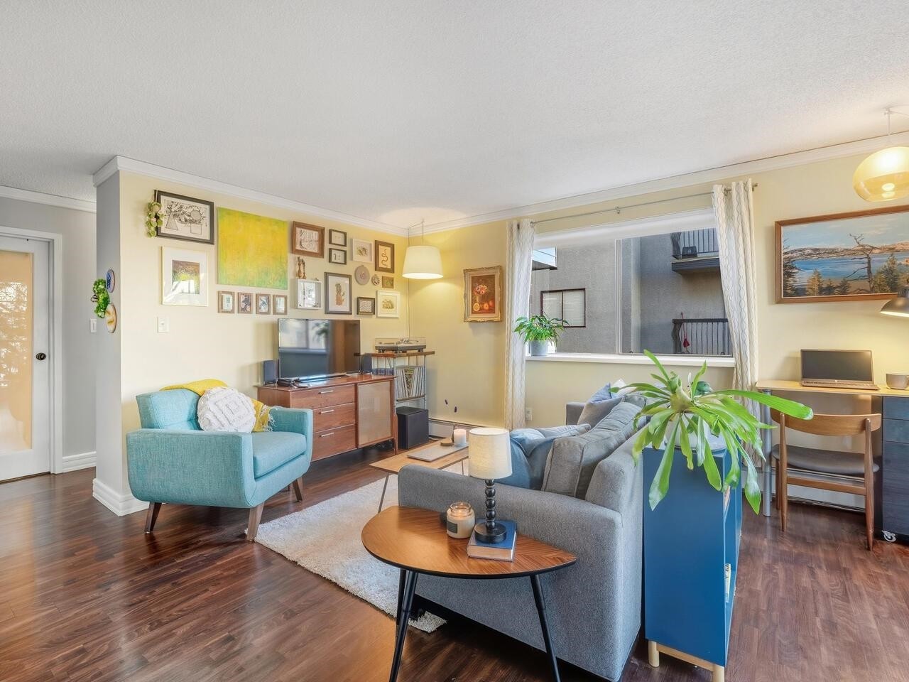 206-1065 8Th Avenue E, Vancouver, BC