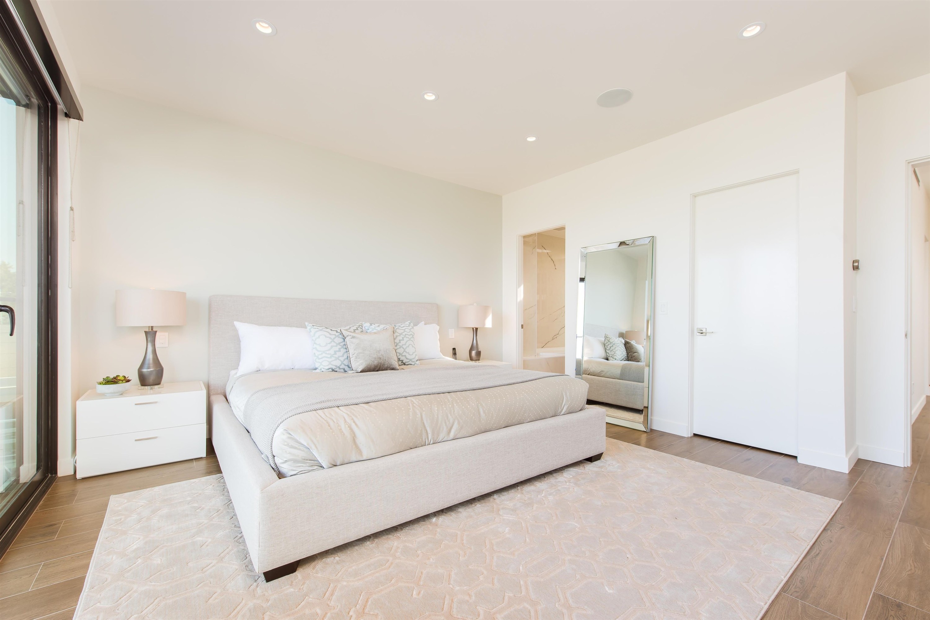 107 Hythe Avenue N, Burnaby, BC