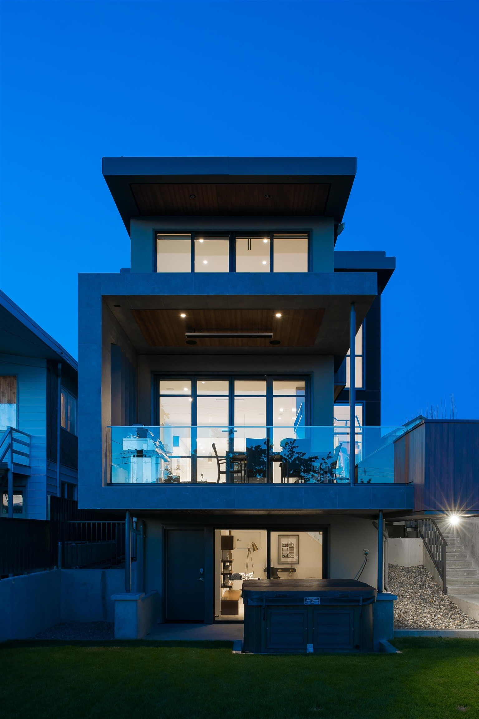 107 Hythe Avenue N, Burnaby, BC