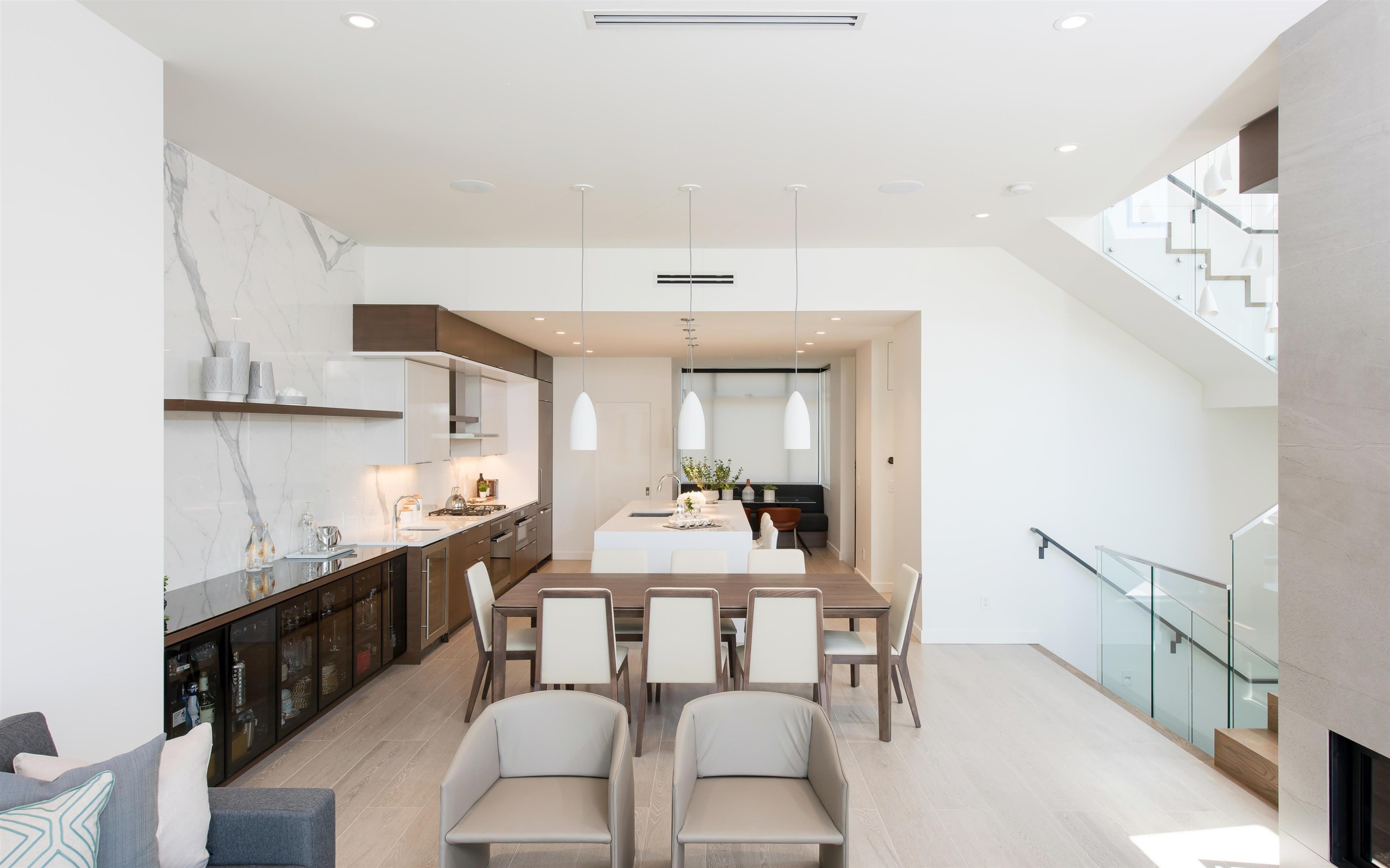 107 Hythe Avenue N, Burnaby, BC