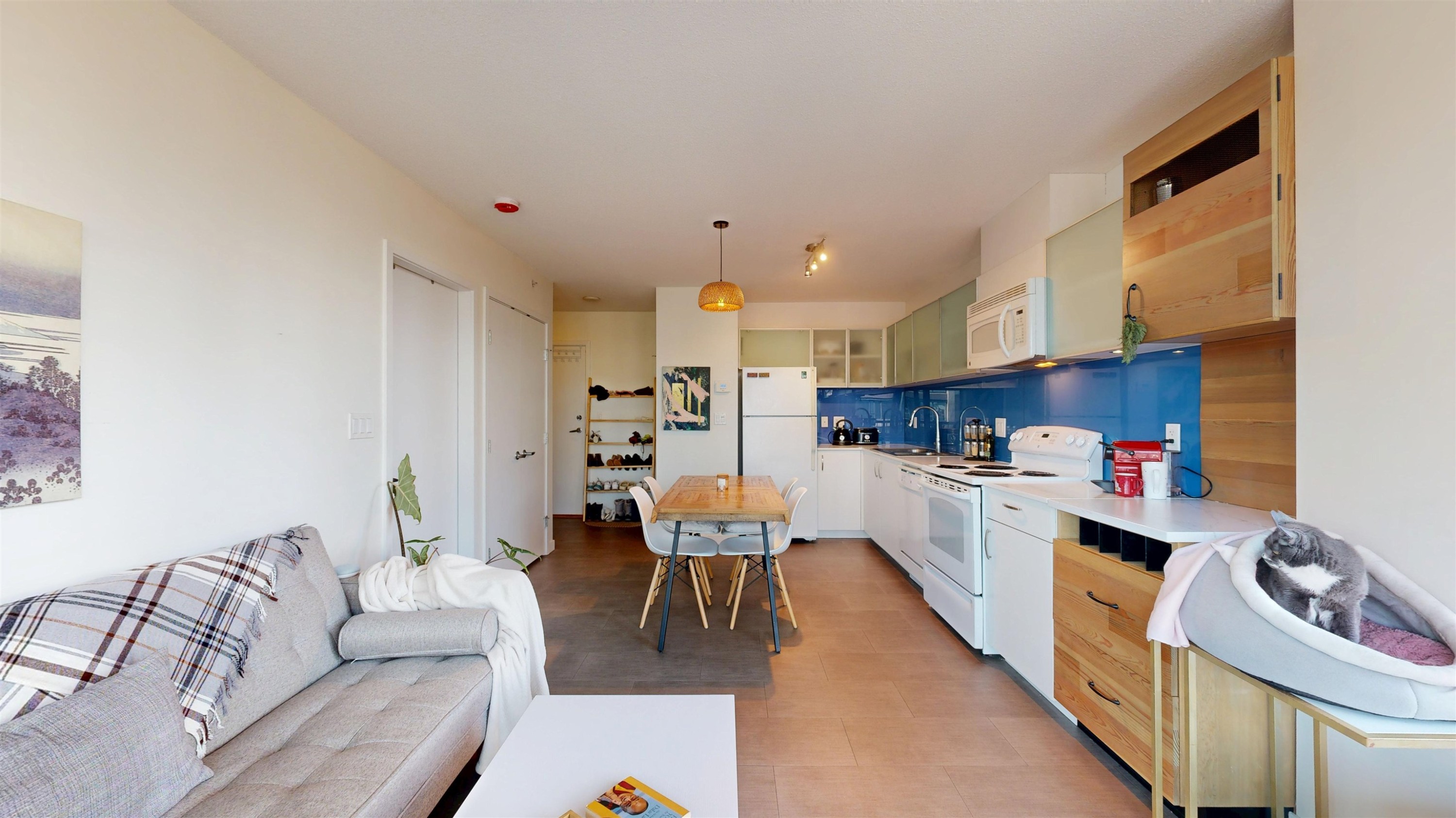 905-66 Cordova Street W, Vancouver, BC