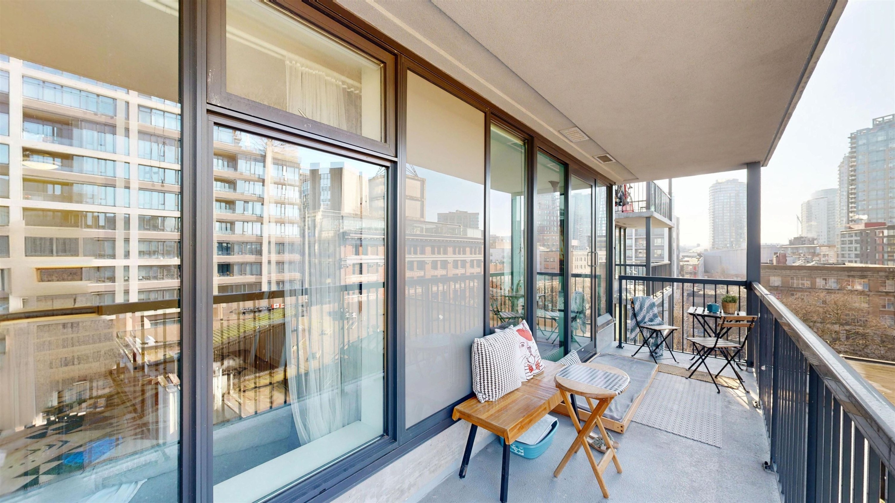 905-66 Cordova Street W, Vancouver, BC