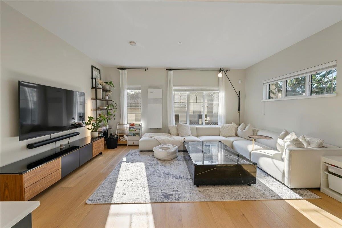 107-258 Hart Street, Coquitlam, BC