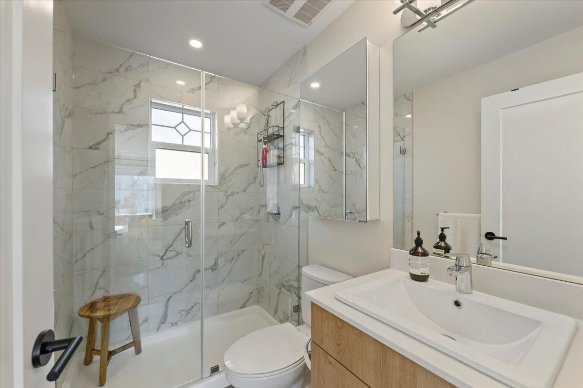 107-258 Hart Street, Coquitlam, BC