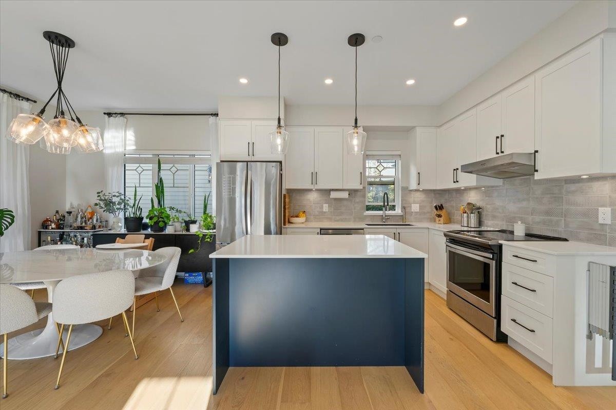 107-258 Hart Street, Coquitlam, BC