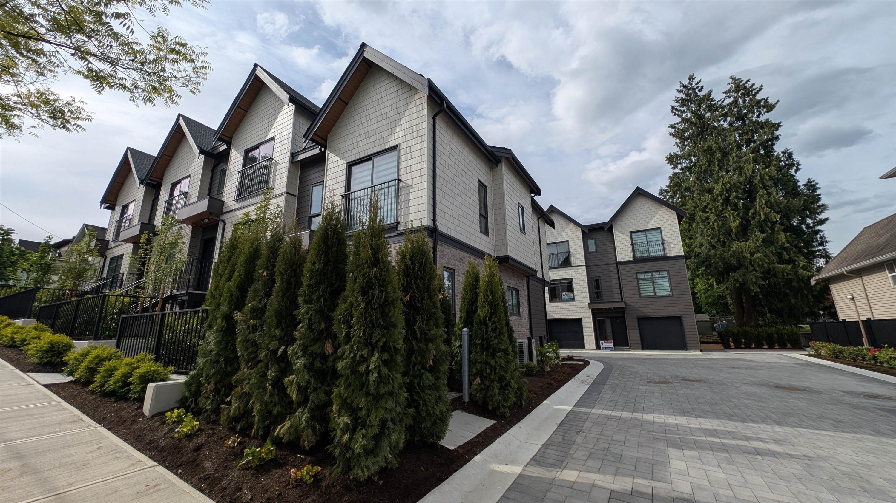 2-339 Keary Street, New Westminster, BC