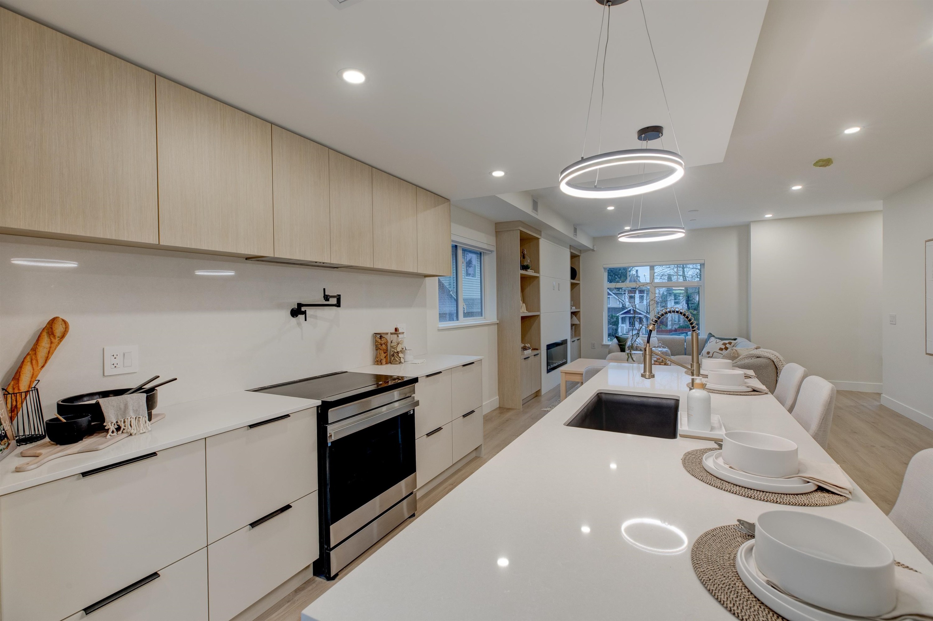 2-339 Keary Street, New Westminster, BC