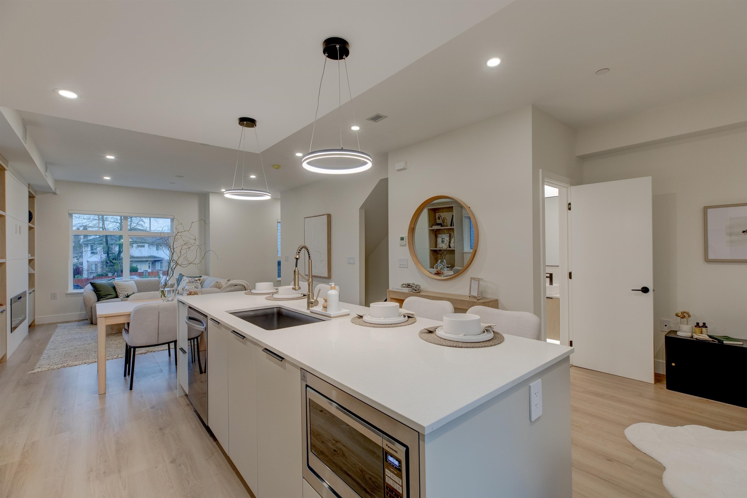 2-339 Keary Street, New Westminster, BC