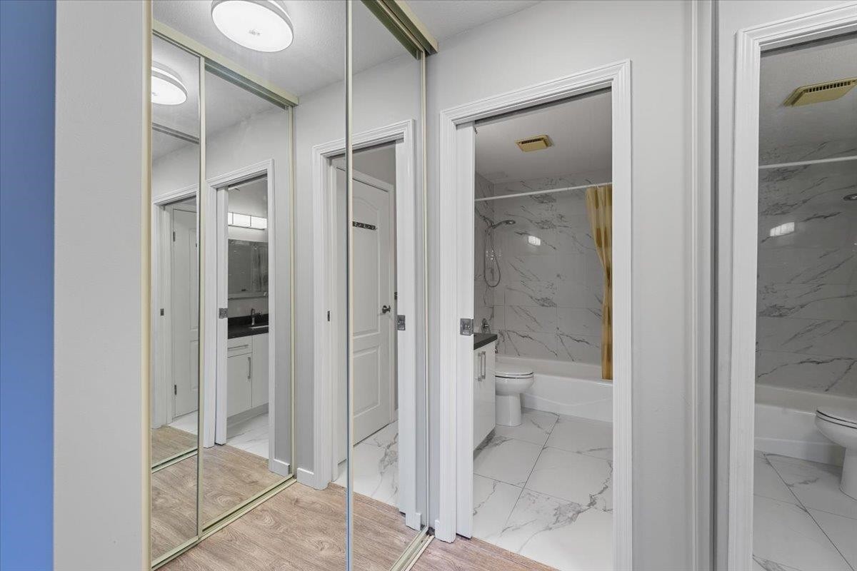 204-8680 Lansdowne Road, Richmond, BC