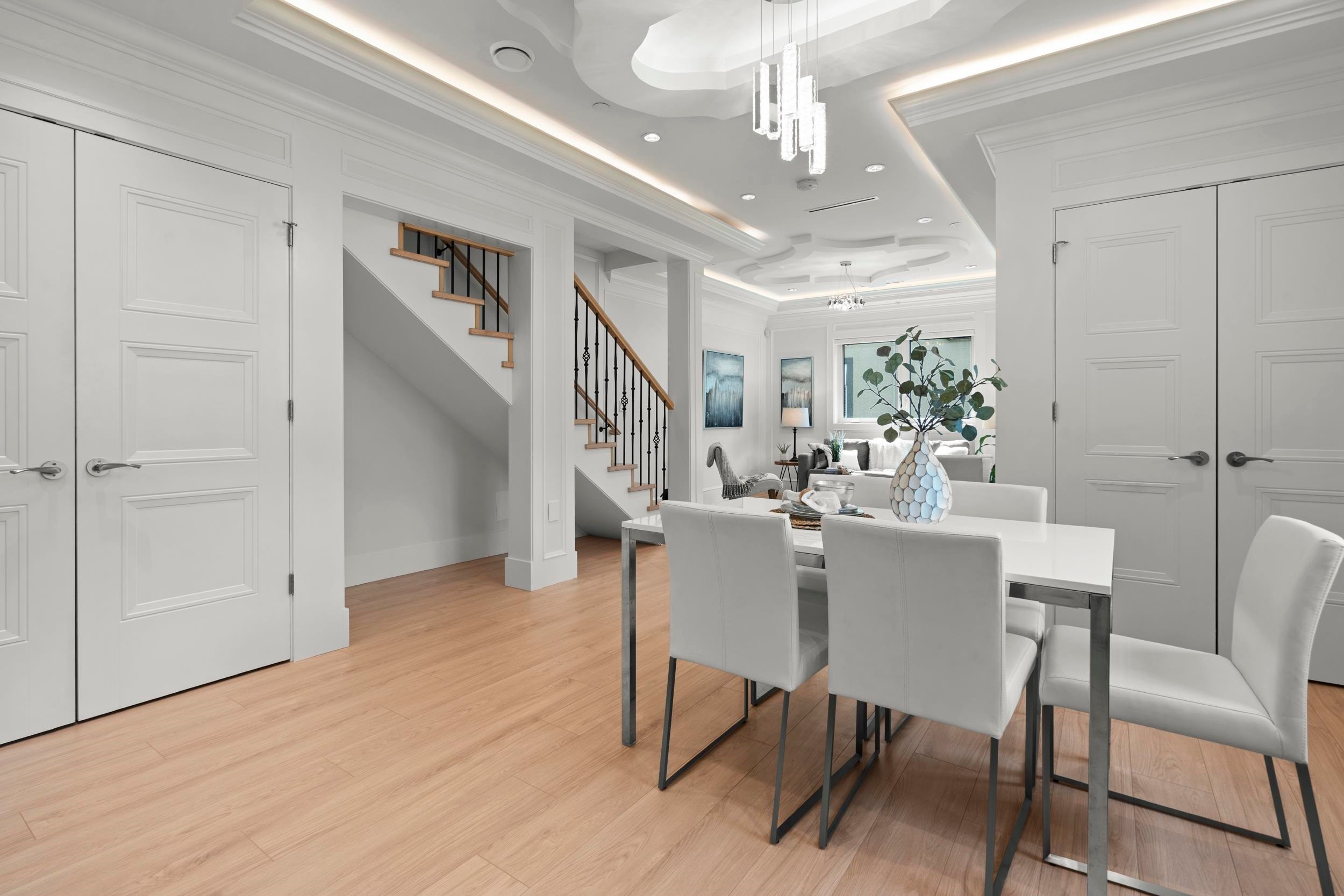 2377 7Th Avenue W, Vancouver, BC