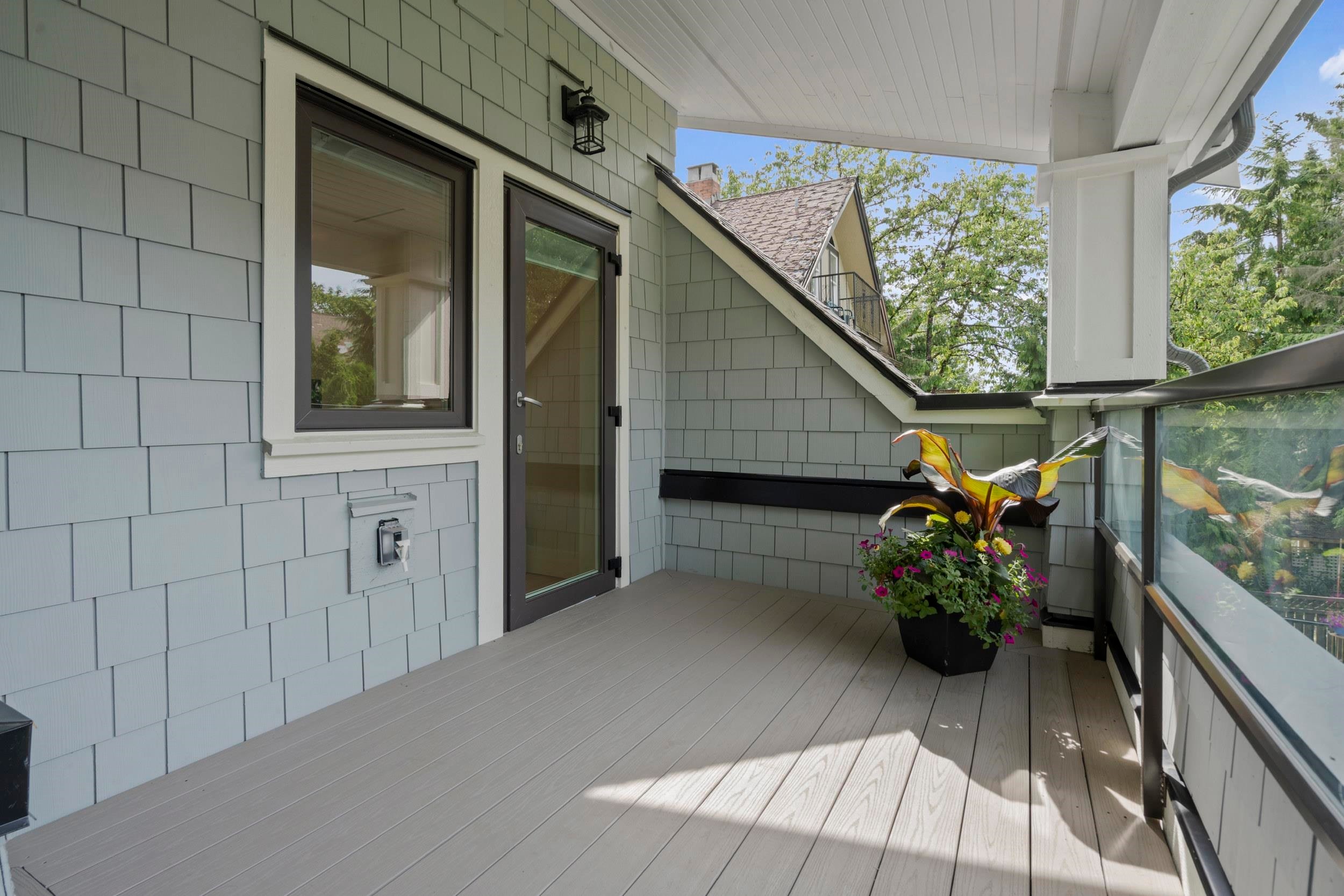 2377 7Th Avenue W, Vancouver, BC