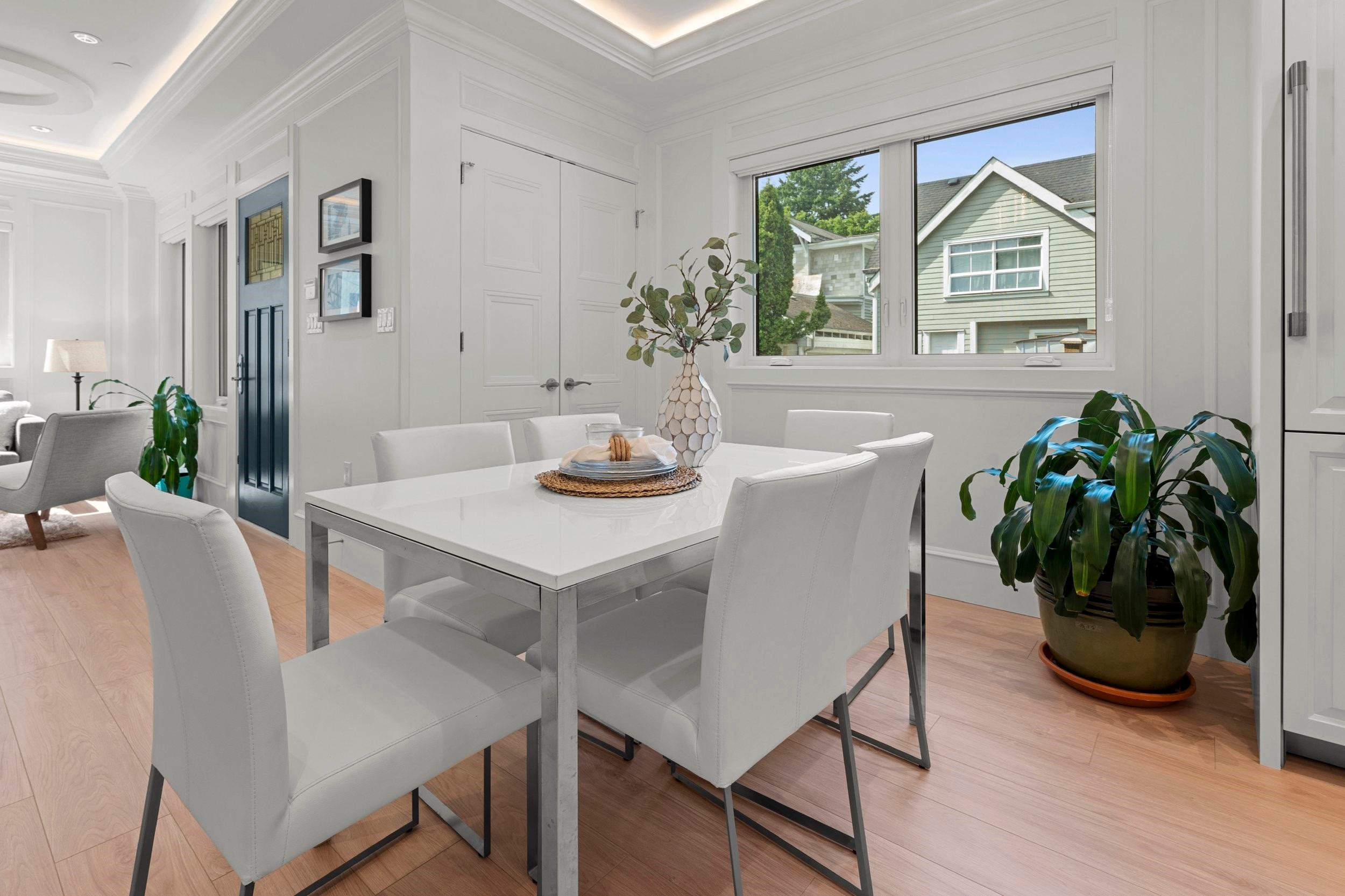 2377 7Th Avenue W, Vancouver, BC