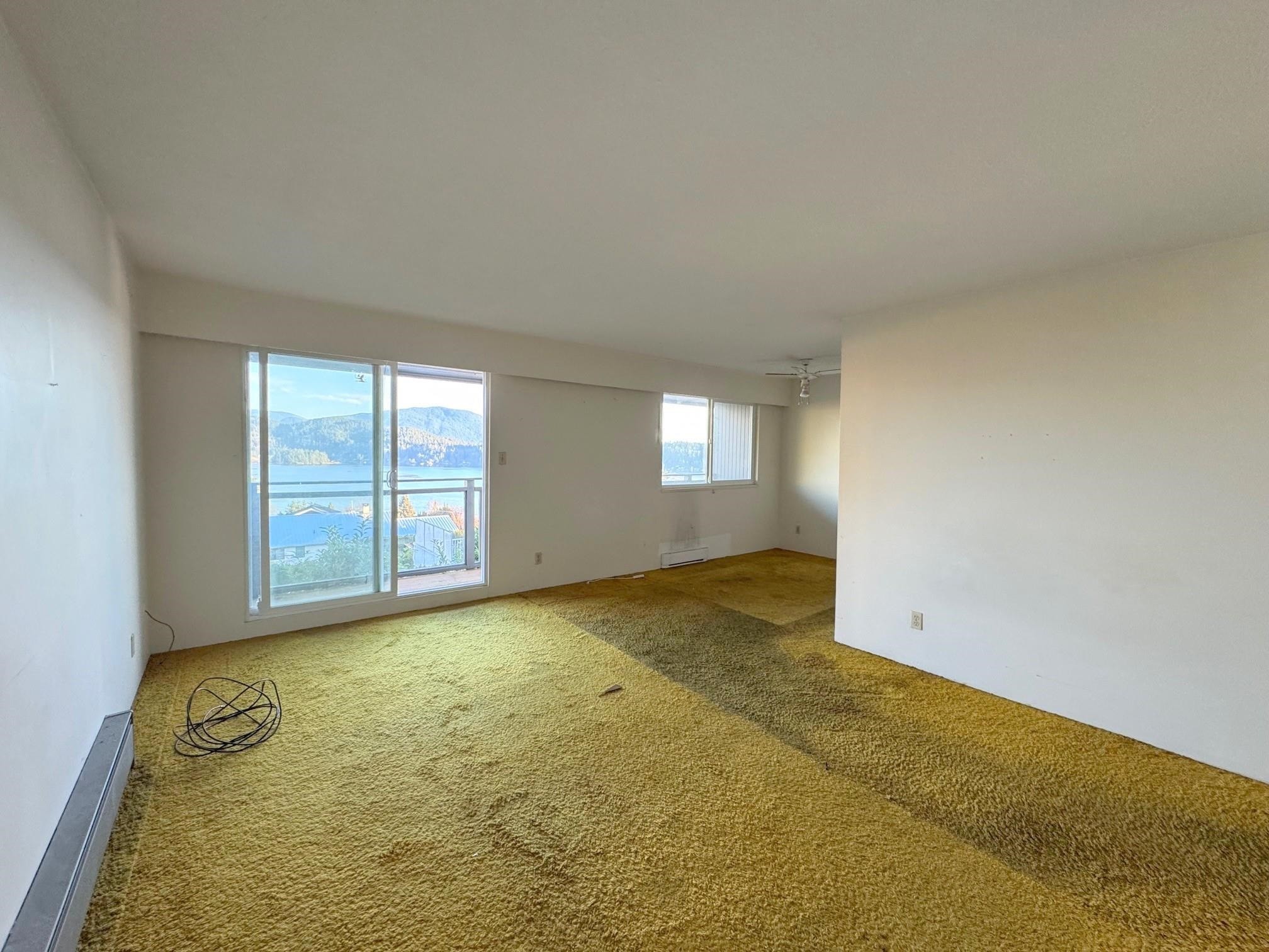 8-694 School Road, Gibsons, BC