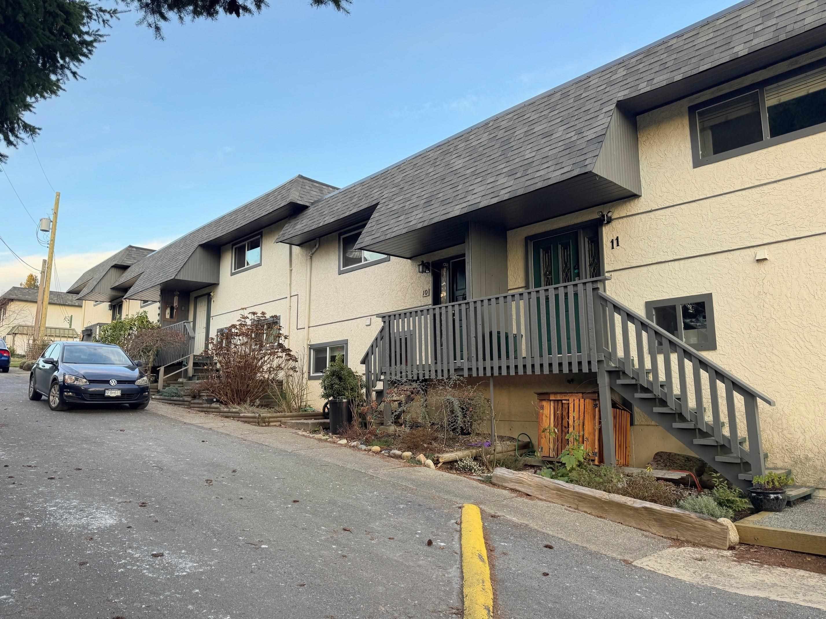 8-694 School Road, Gibsons, BC