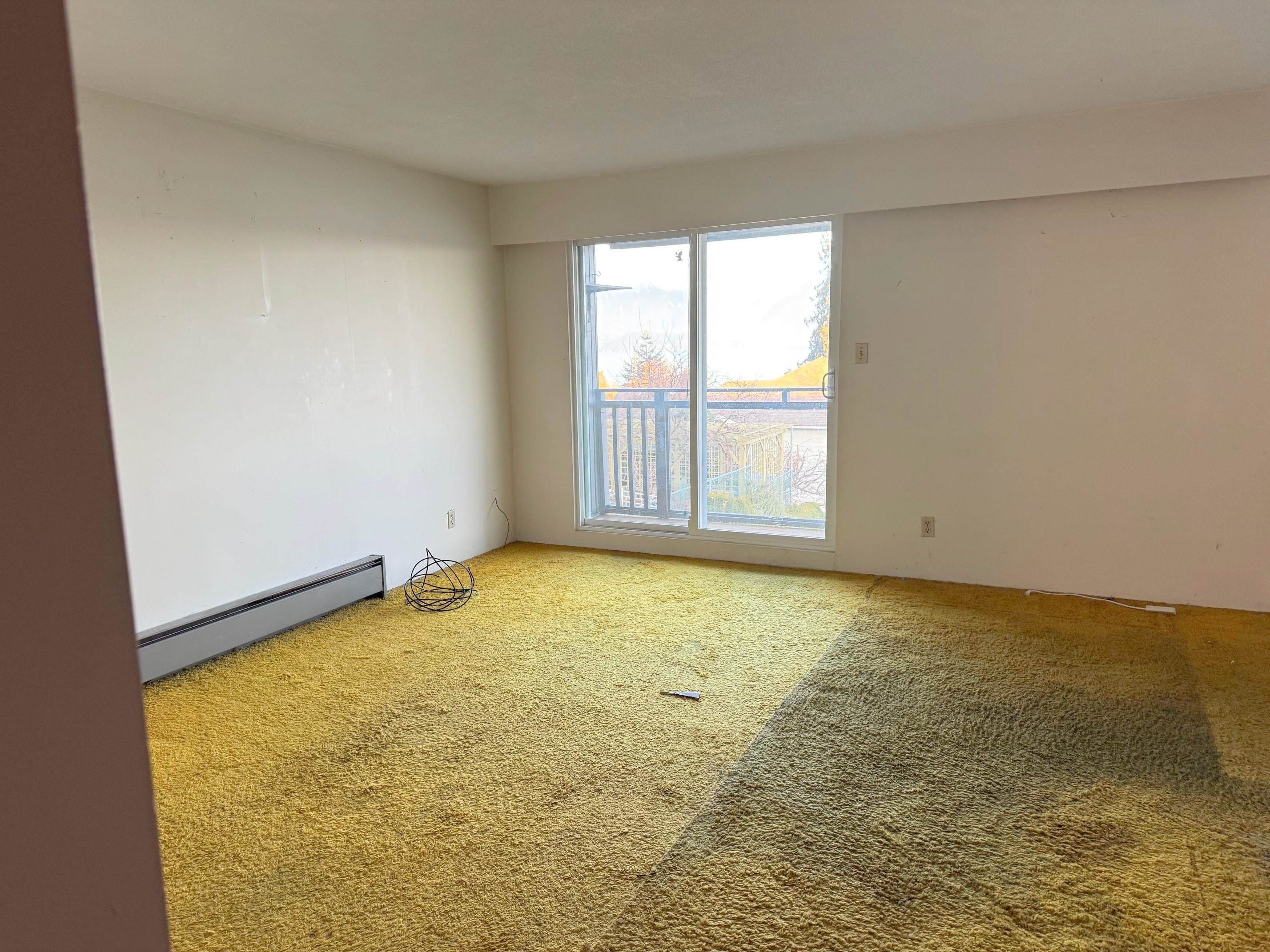 8-694 School Road, Gibsons, BC