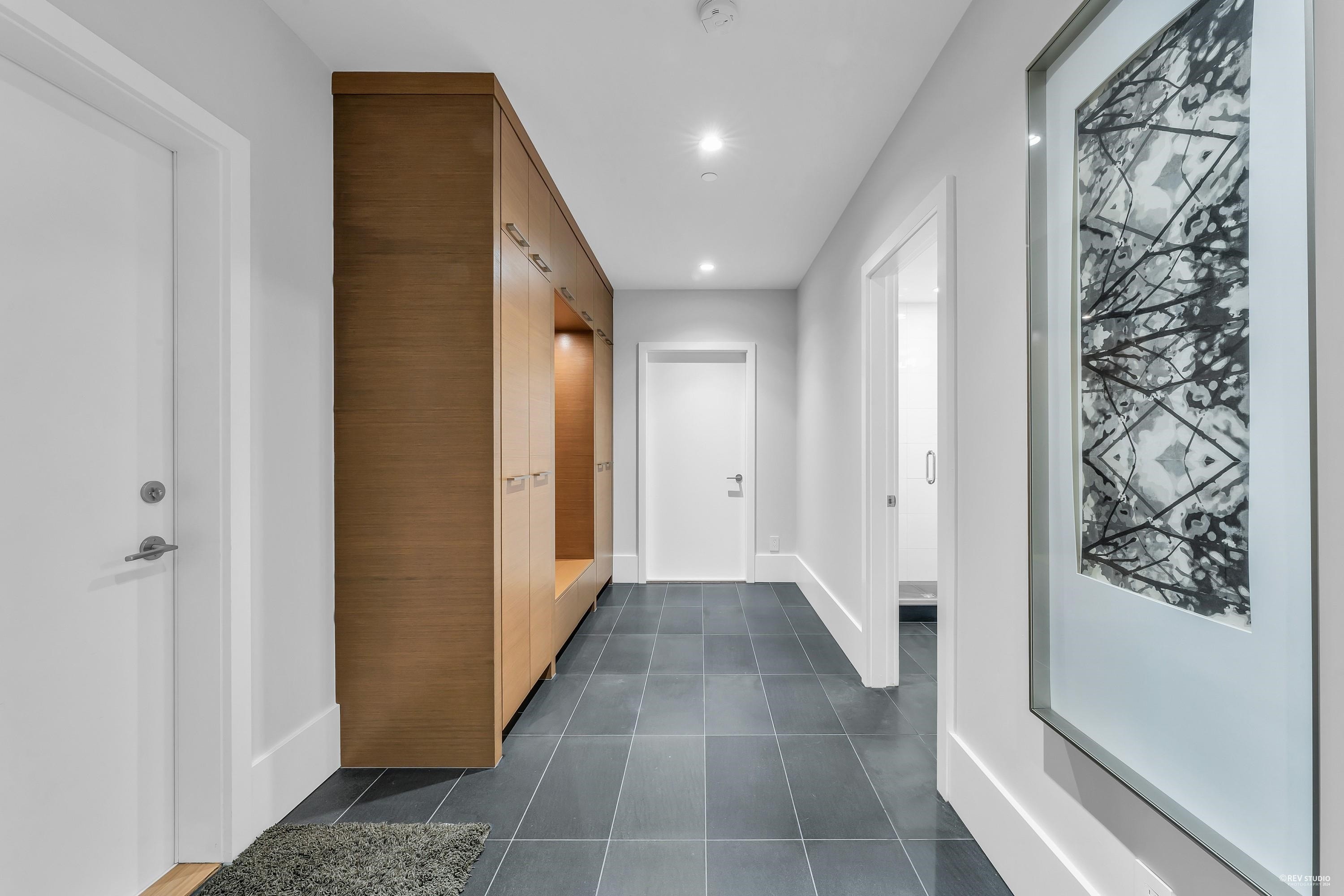 2728 Highview Place, Vancouver, BC