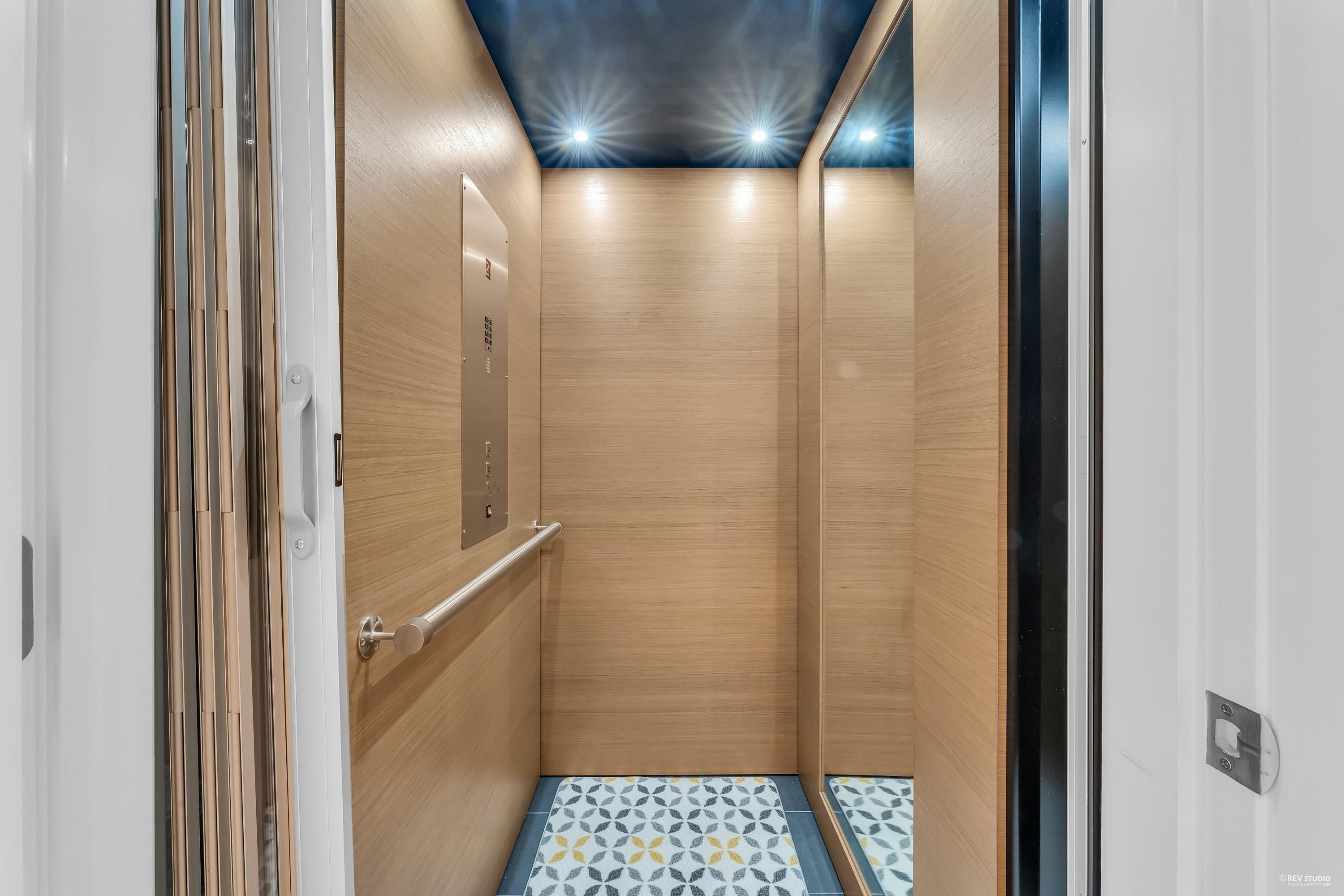 2728 Highview Place, Vancouver, BC