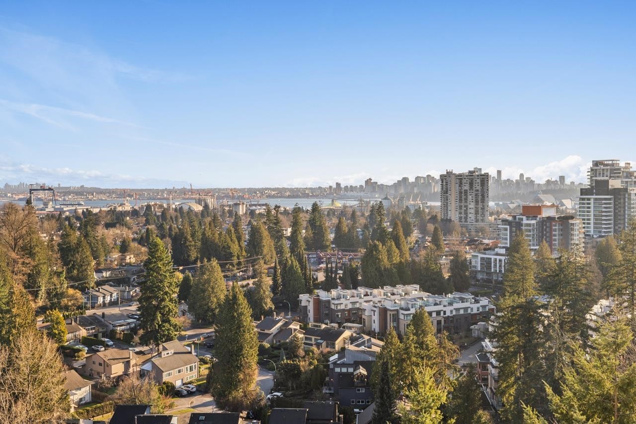 1601-2004 Fullerton Avenue, North Vancouver, BC