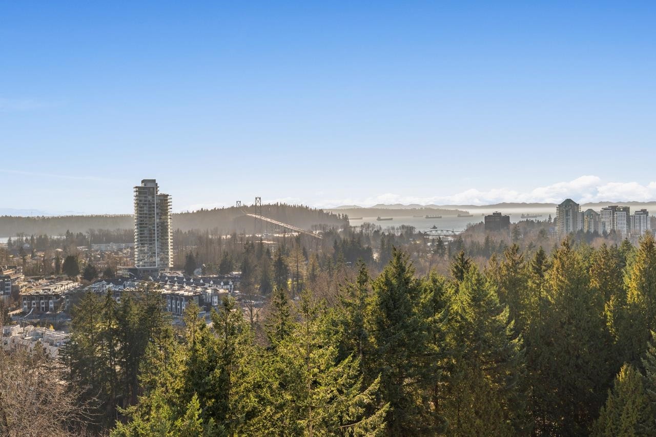 1601-2004 Fullerton Avenue, North Vancouver, BC