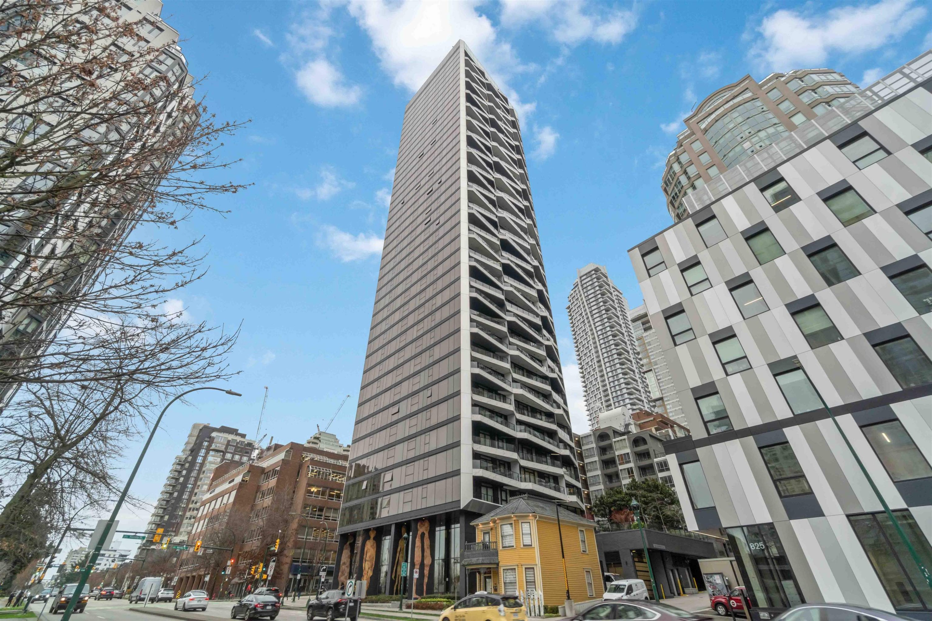 1002-889 Pacific Street, Vancouver, BC