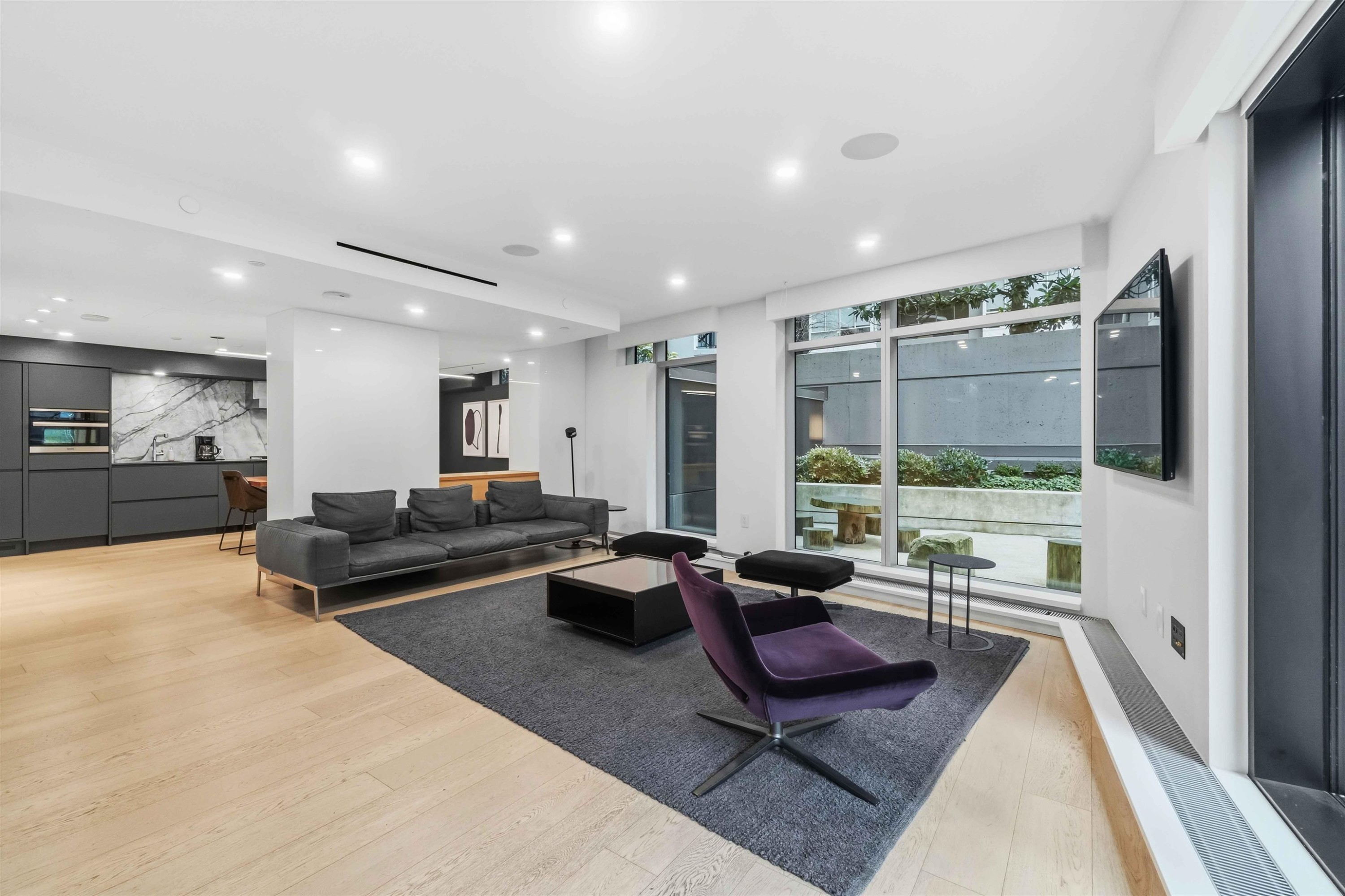 1002-889 Pacific Street, Vancouver, BC