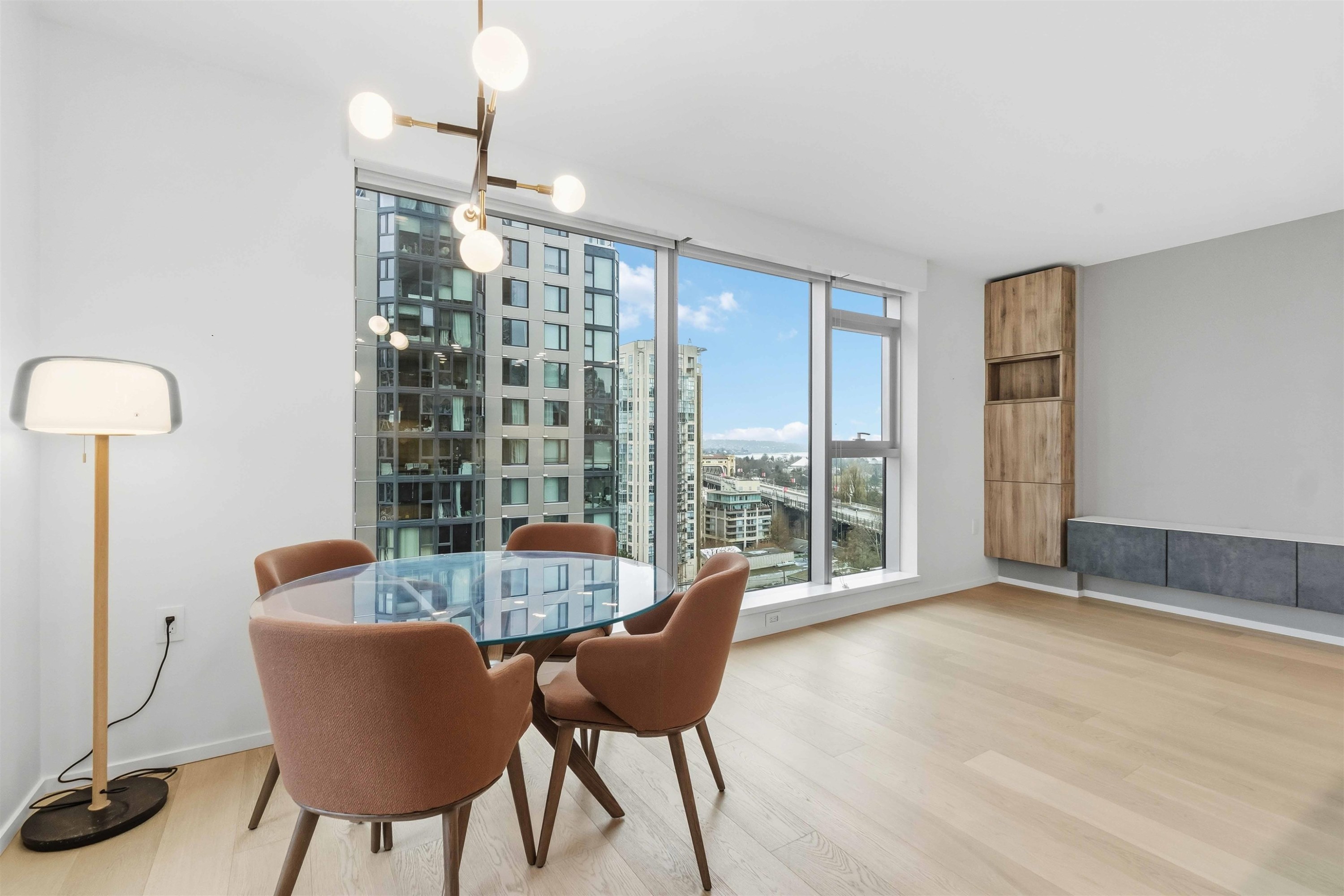 1002-889 Pacific Street, Vancouver, BC