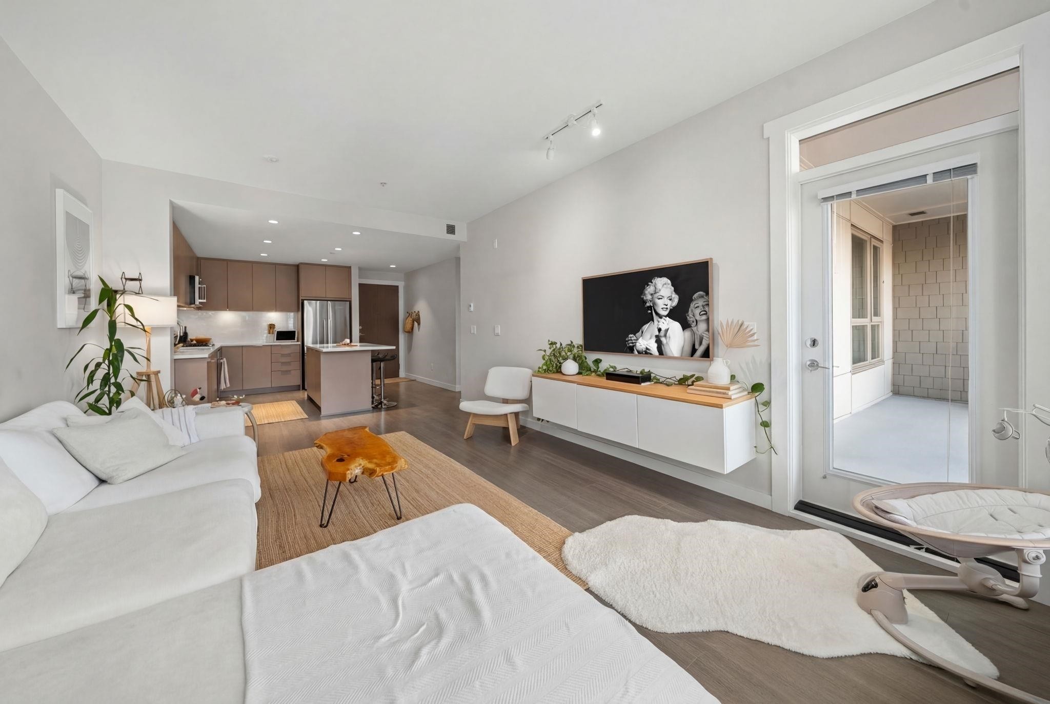 314-2663 Library Lane, North Vancouver, BC