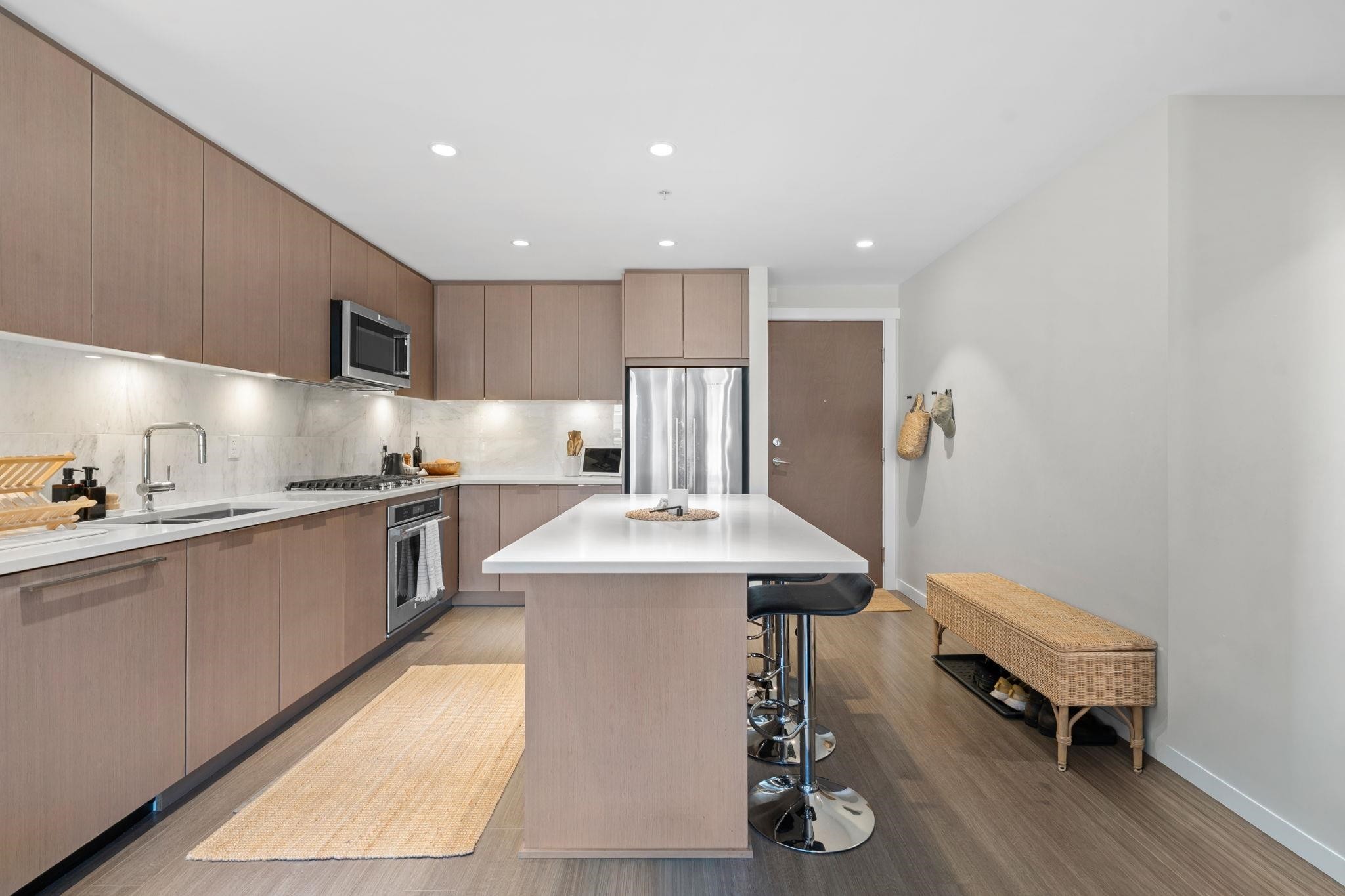 314-2663 Library Lane, North Vancouver, BC