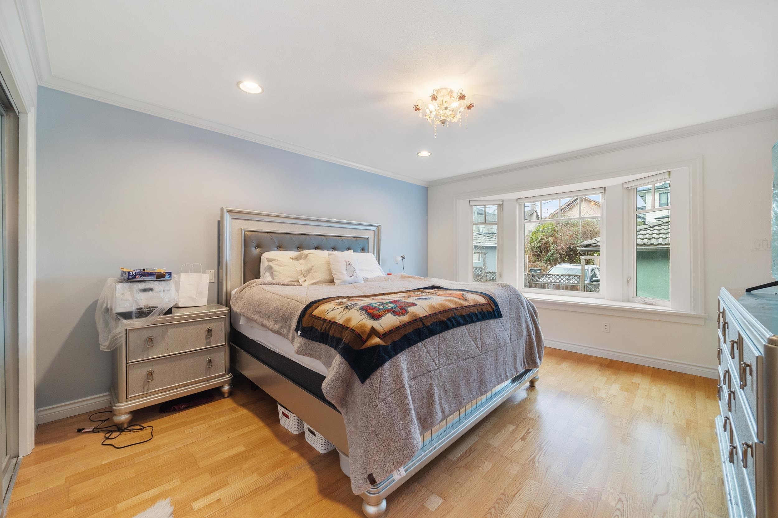 128 Hythe Avenue, Burnaby, BC