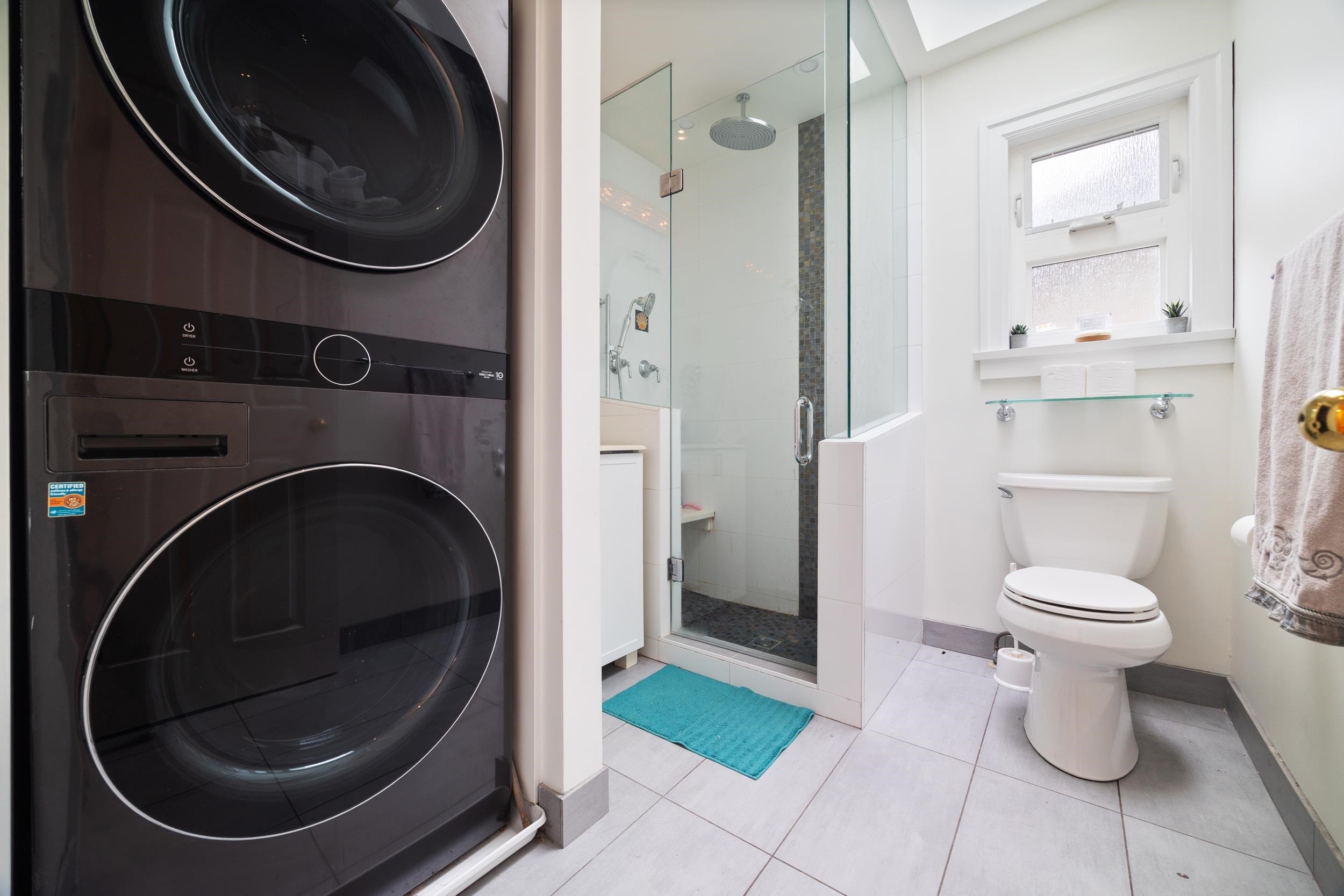 128 Hythe Avenue, Burnaby, BC