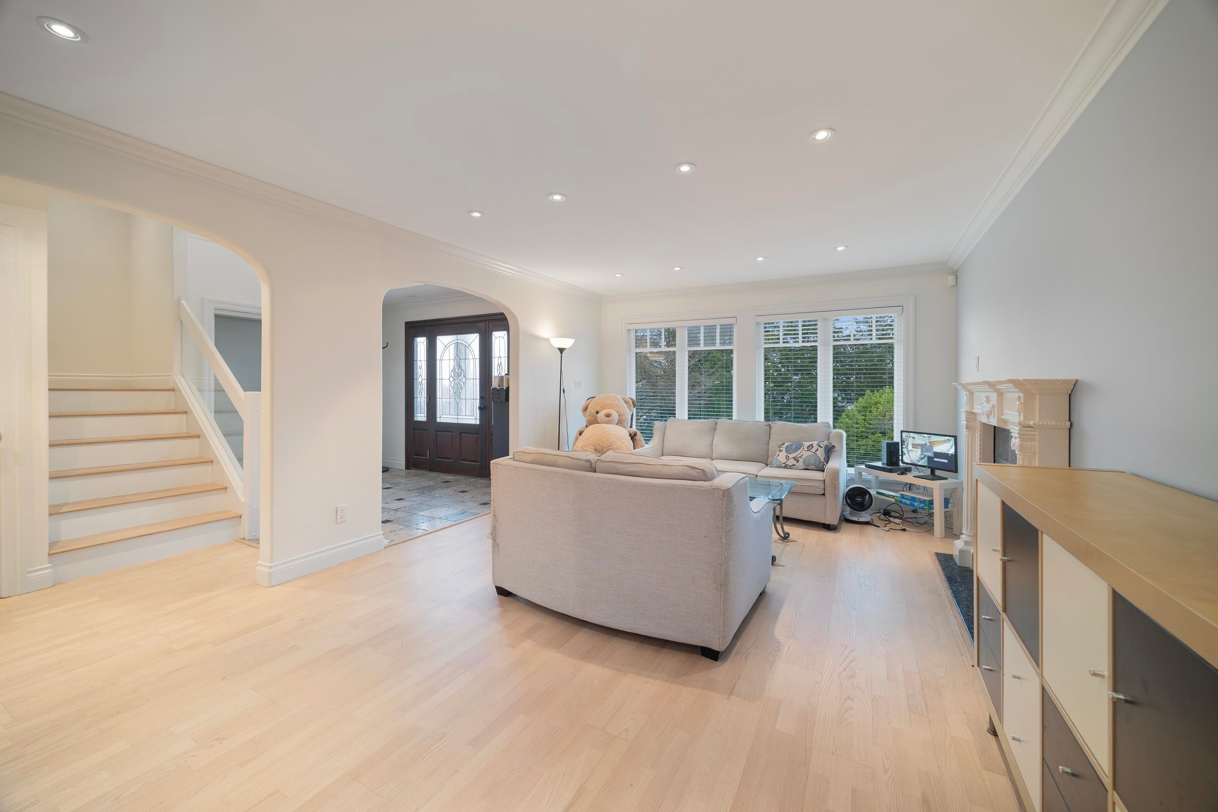 128 Hythe Avenue, Burnaby, BC