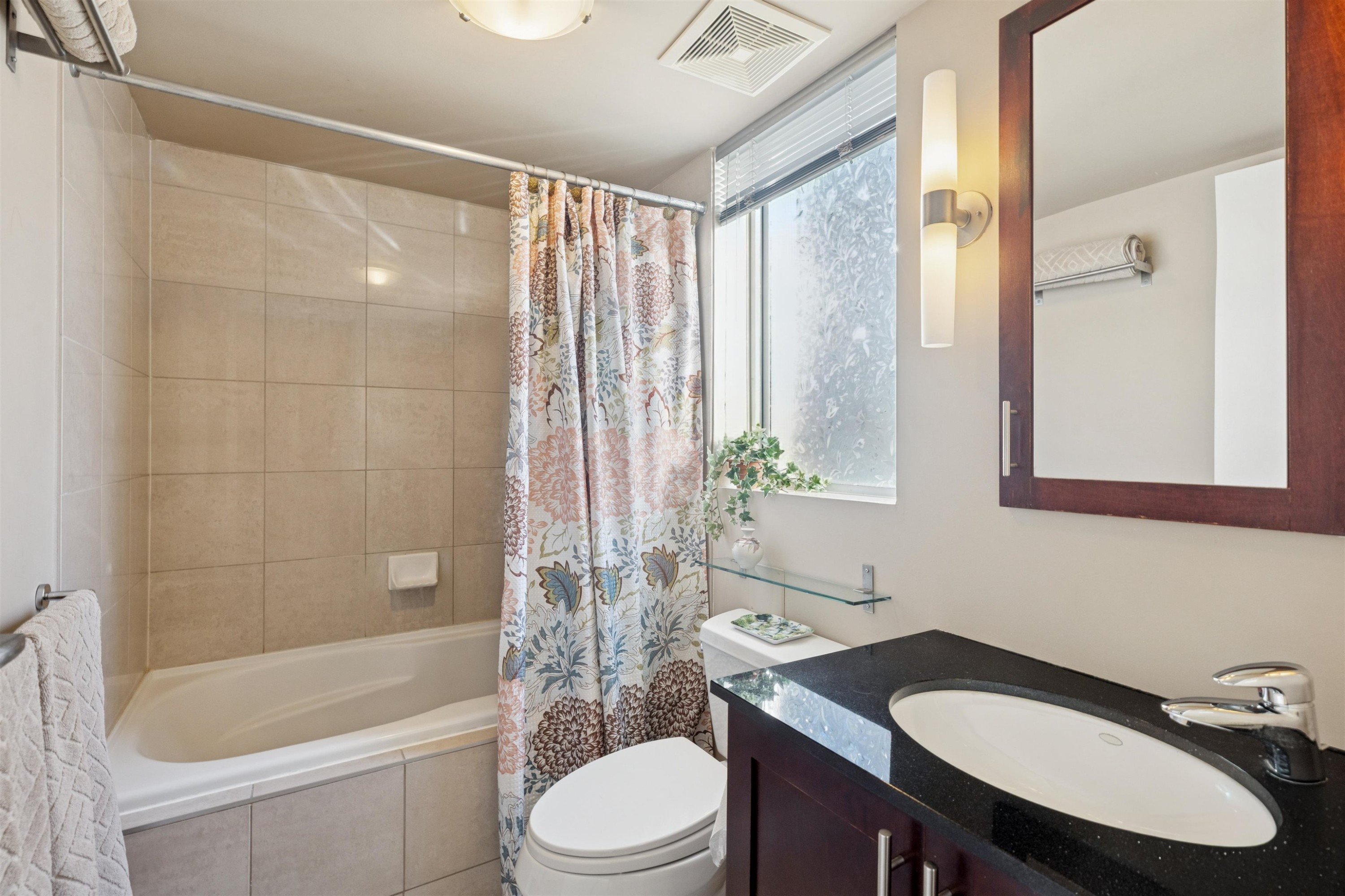 311-122 3Rd Street E, North Vancouver, BC