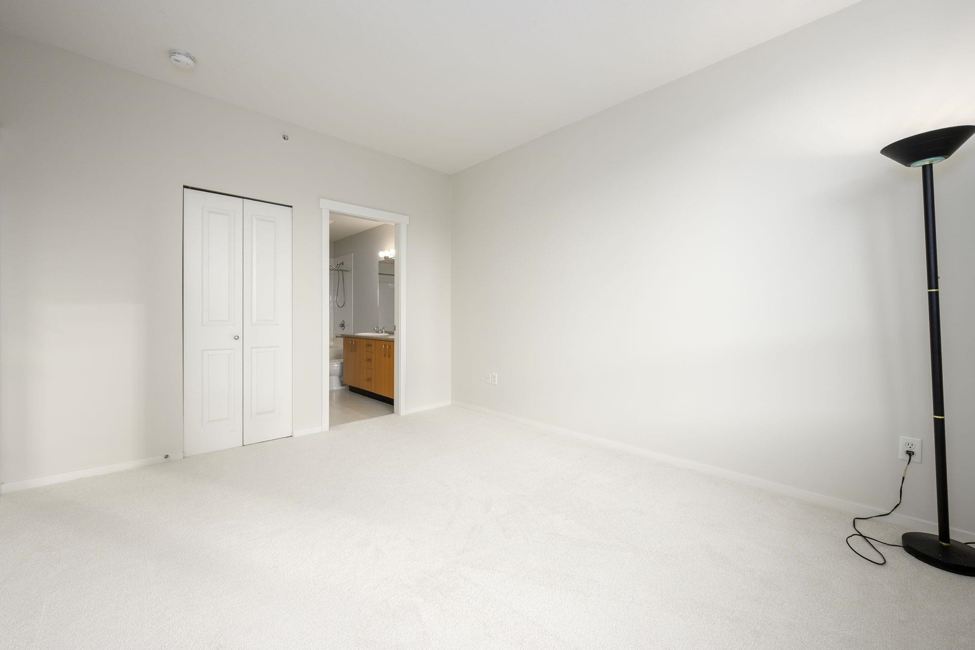 419-801 Klahanie Drive, Port Moody, BC