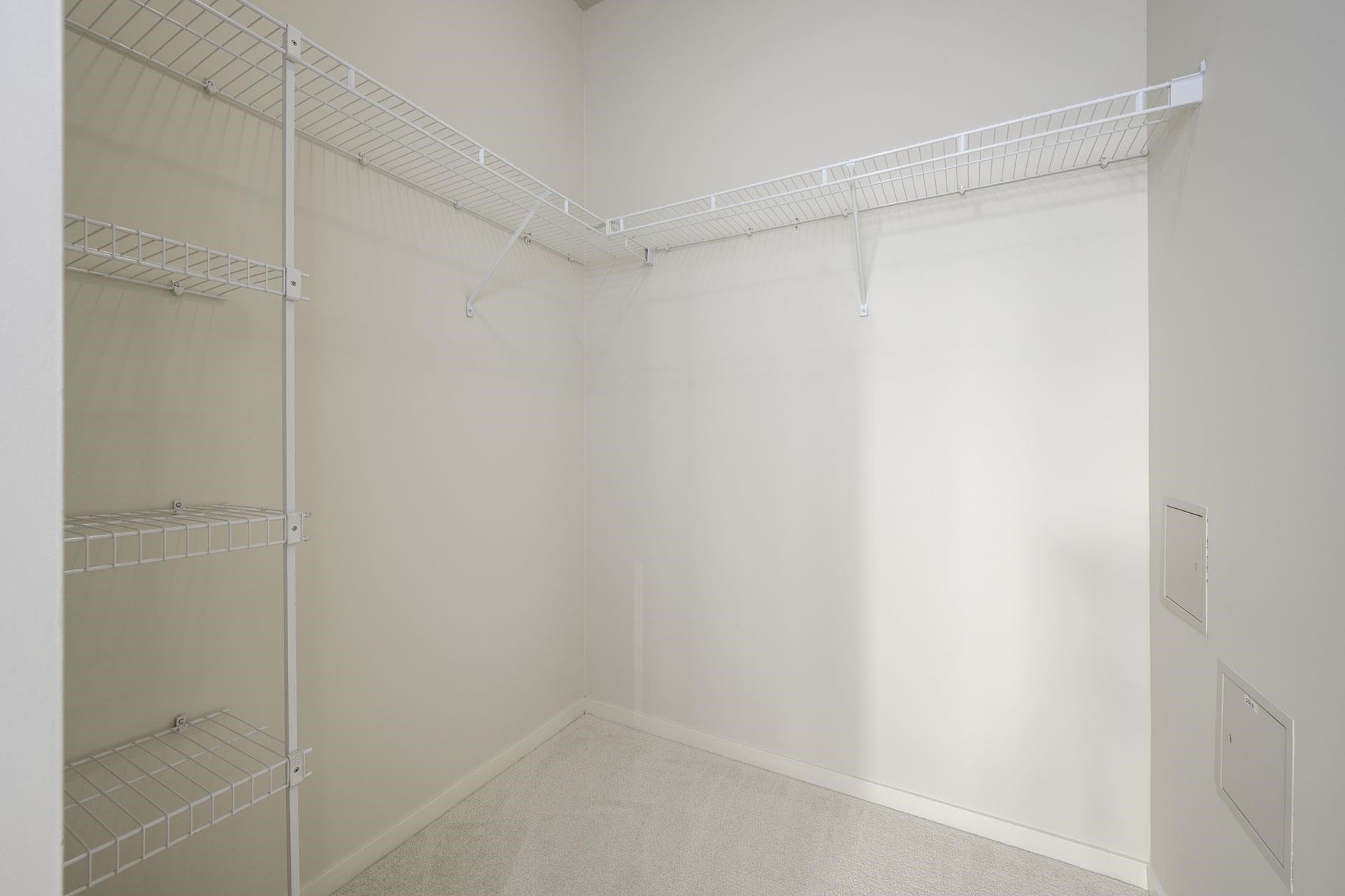 419-801 Klahanie Drive, Port Moody, BC