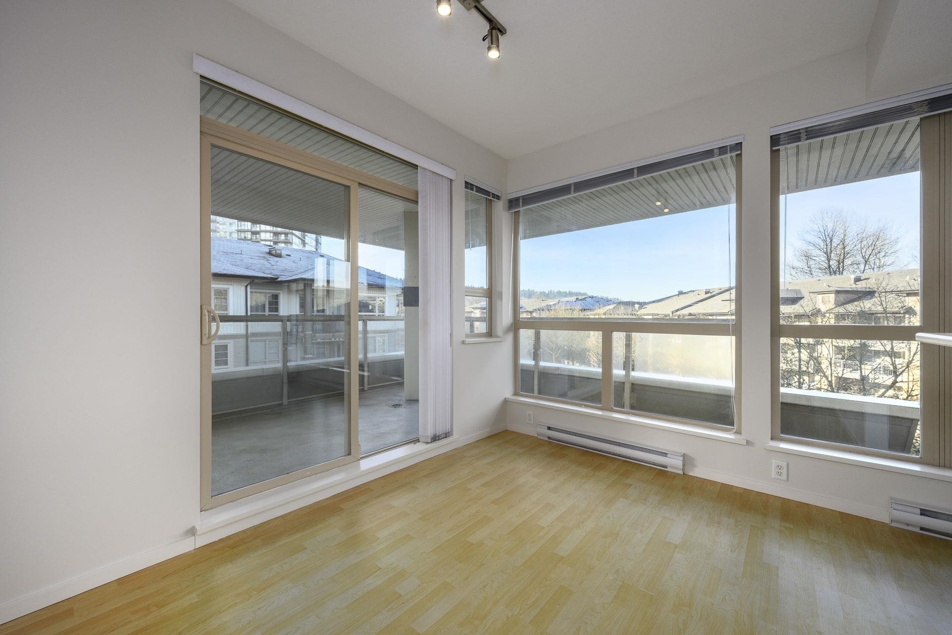 419-801 Klahanie Drive, Port Moody, BC